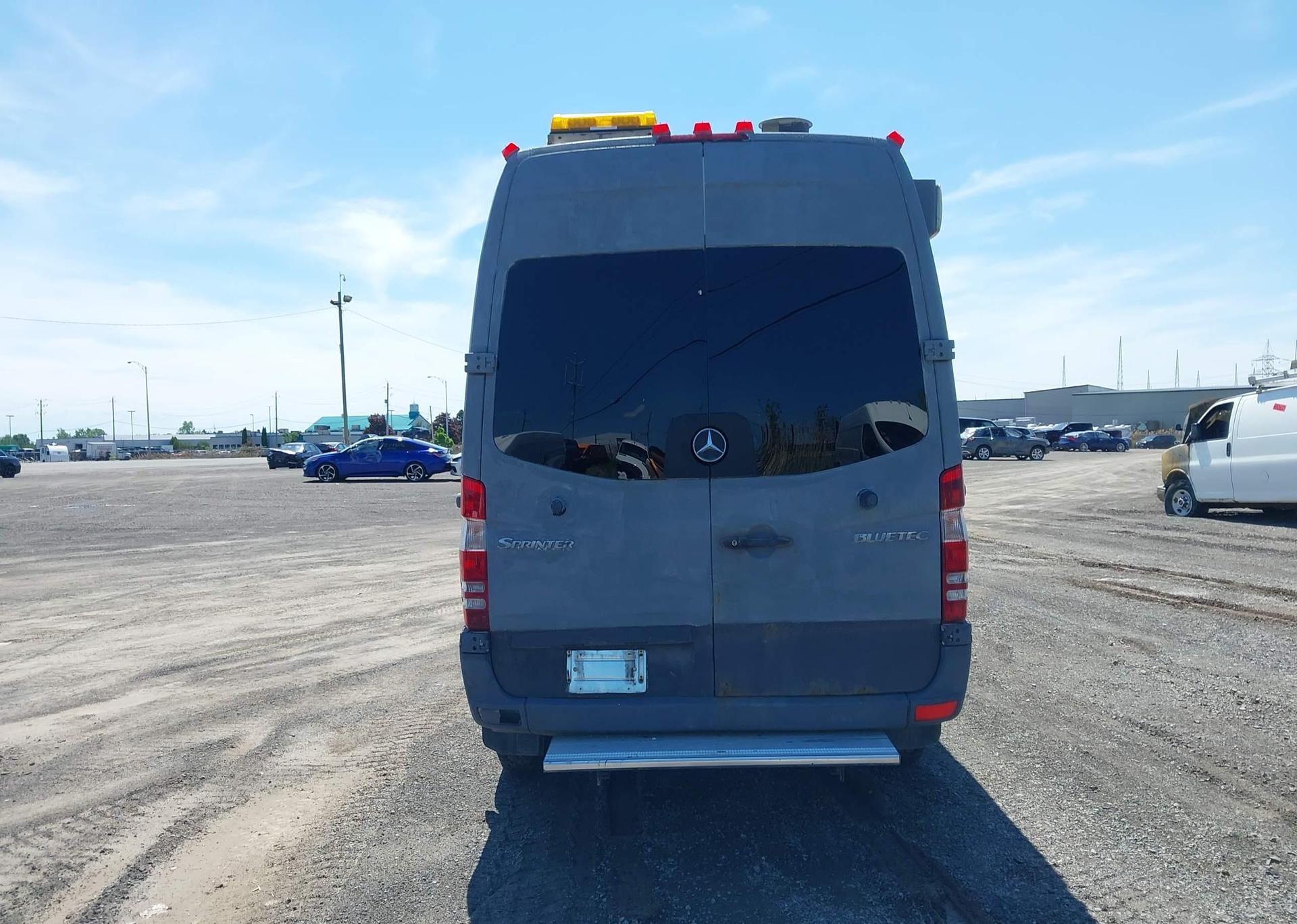 2011 MERCEDES-BENZ SPRINTER S