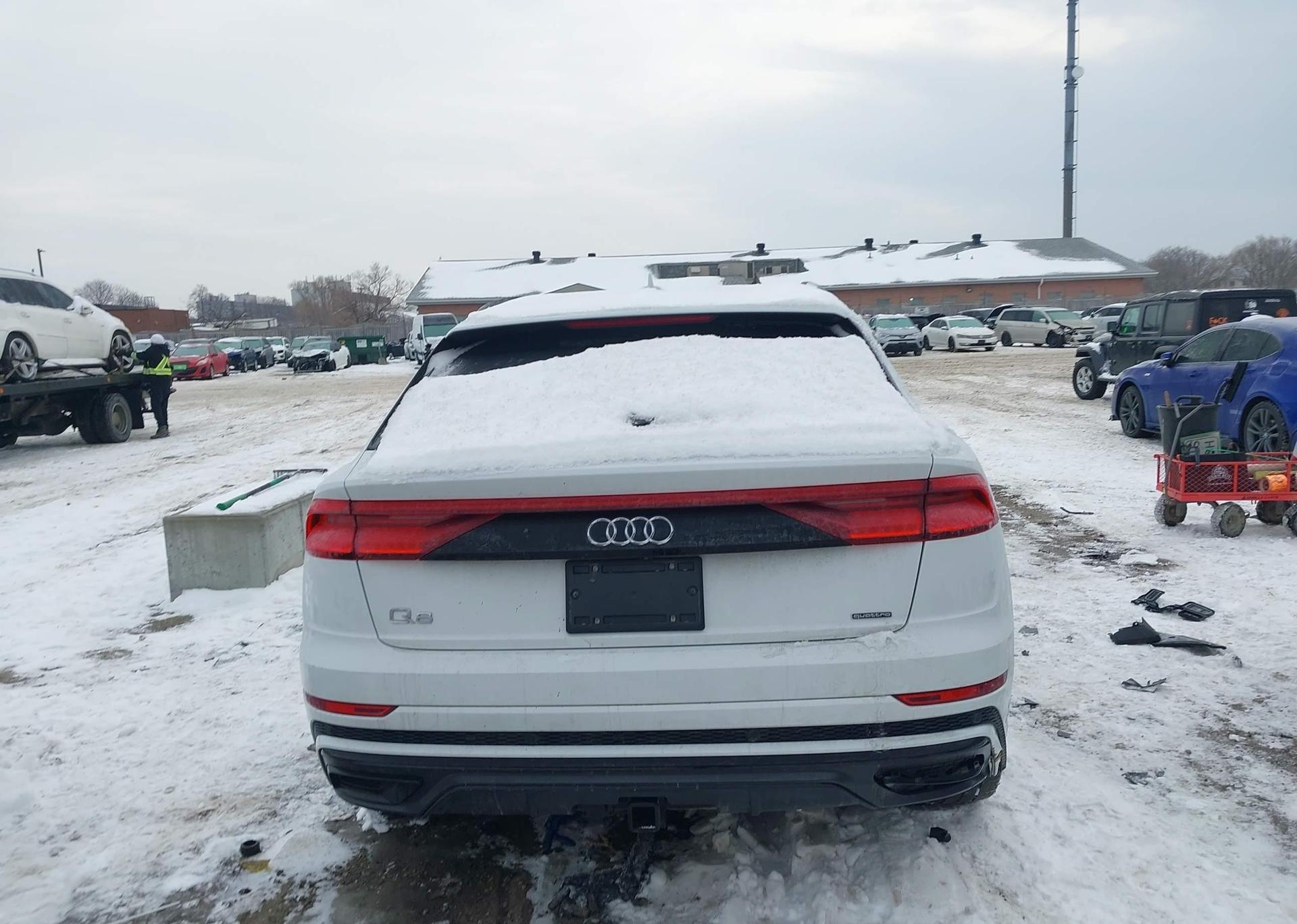 2023 AUDI Q8 PROGRESSIV