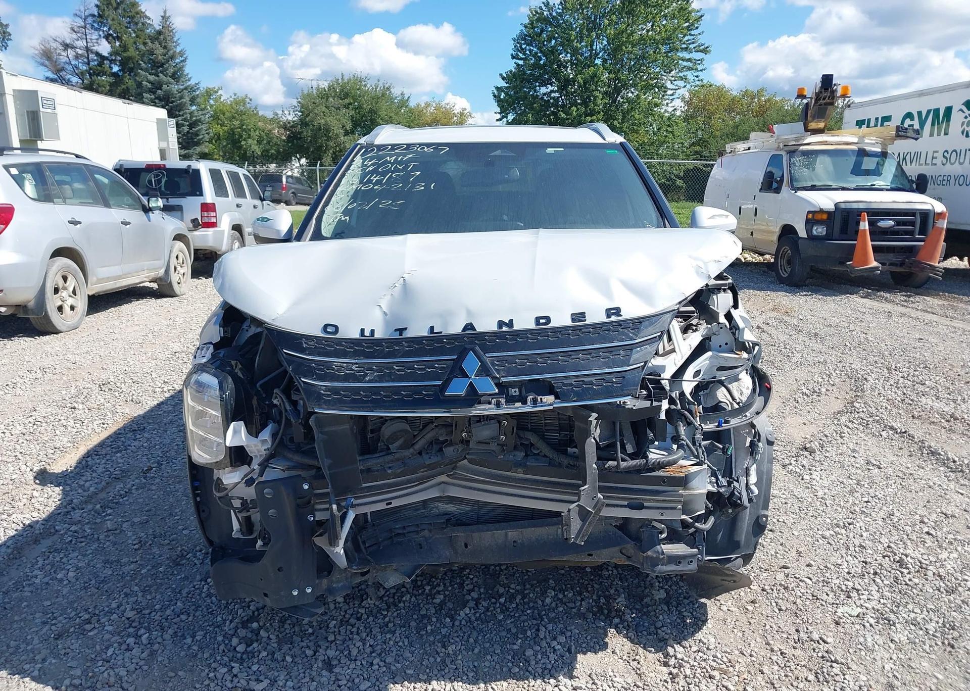 2024 MITSUBISHI OUTLANDER SEL