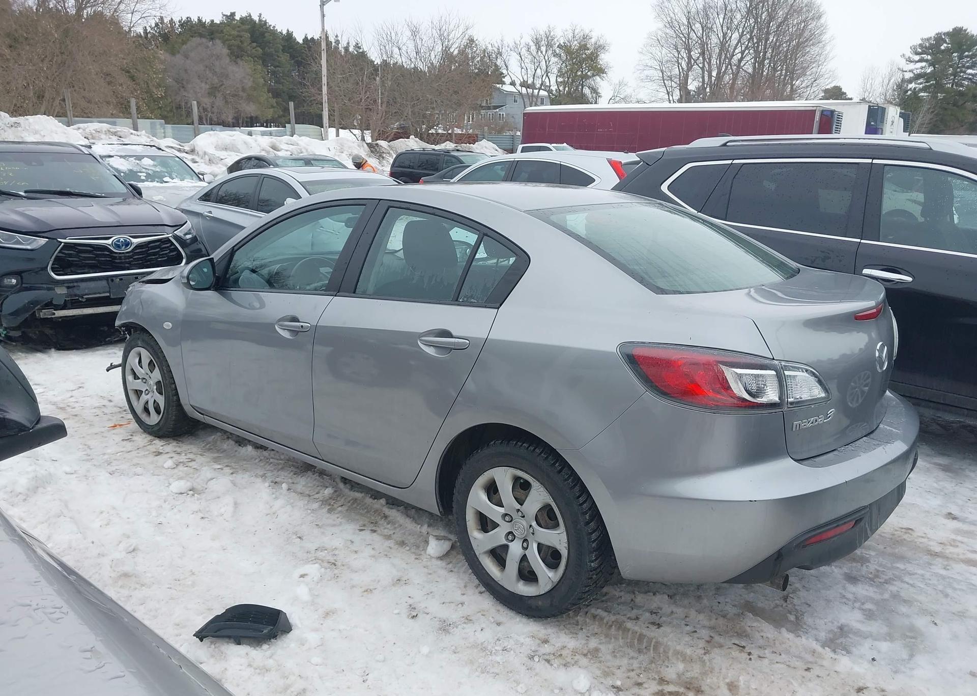 2010 MAZDA MAZDA3