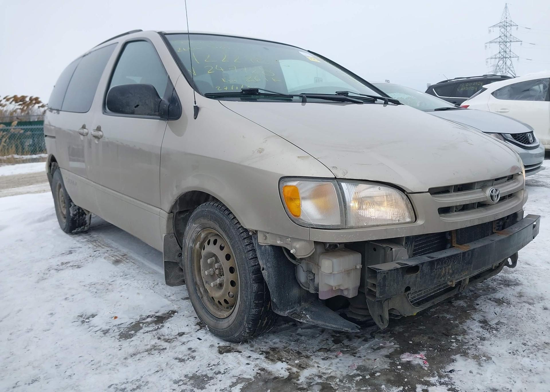 2000 TOYOTA SIENNA