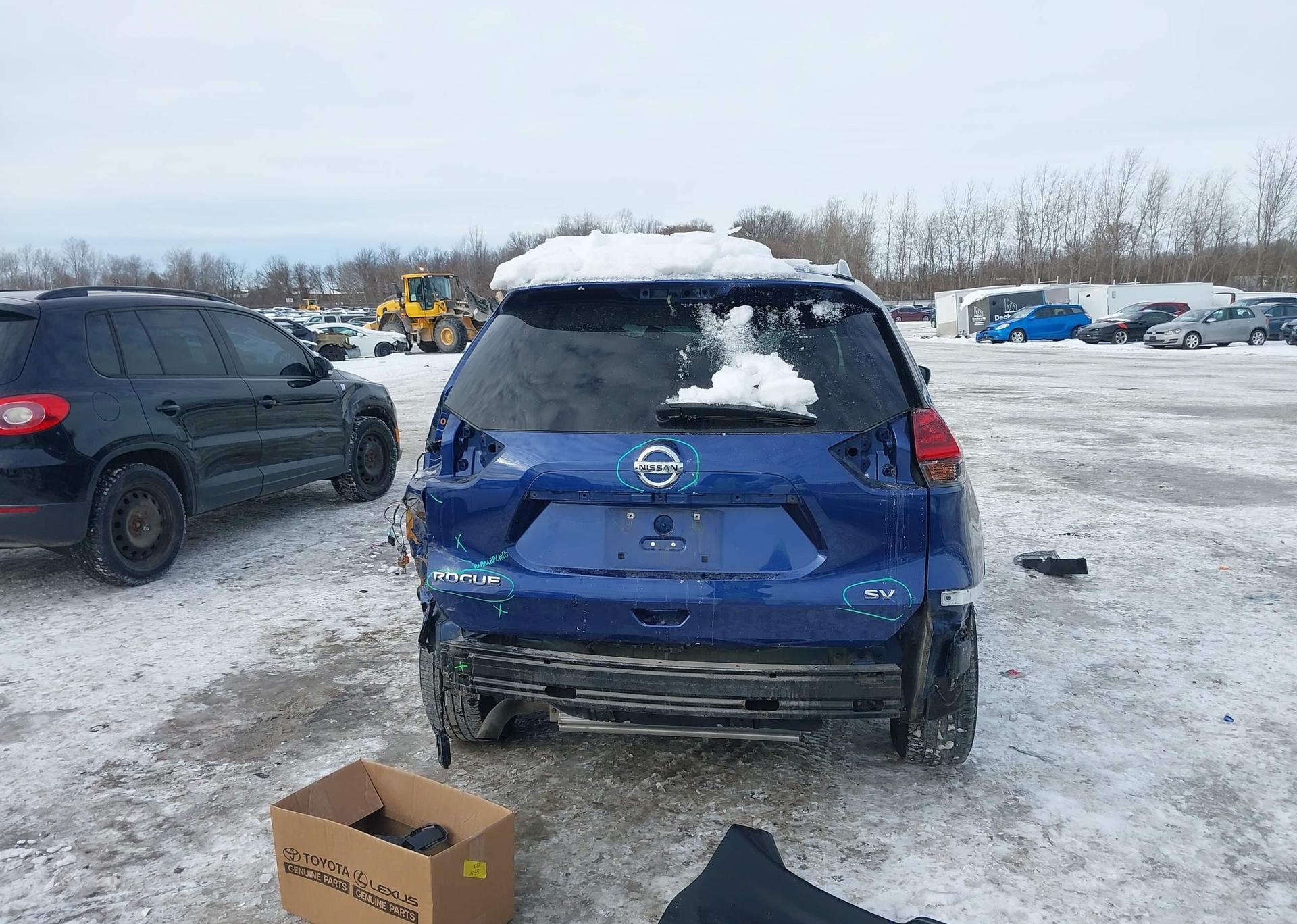 2019 NISSAN ROGUE S