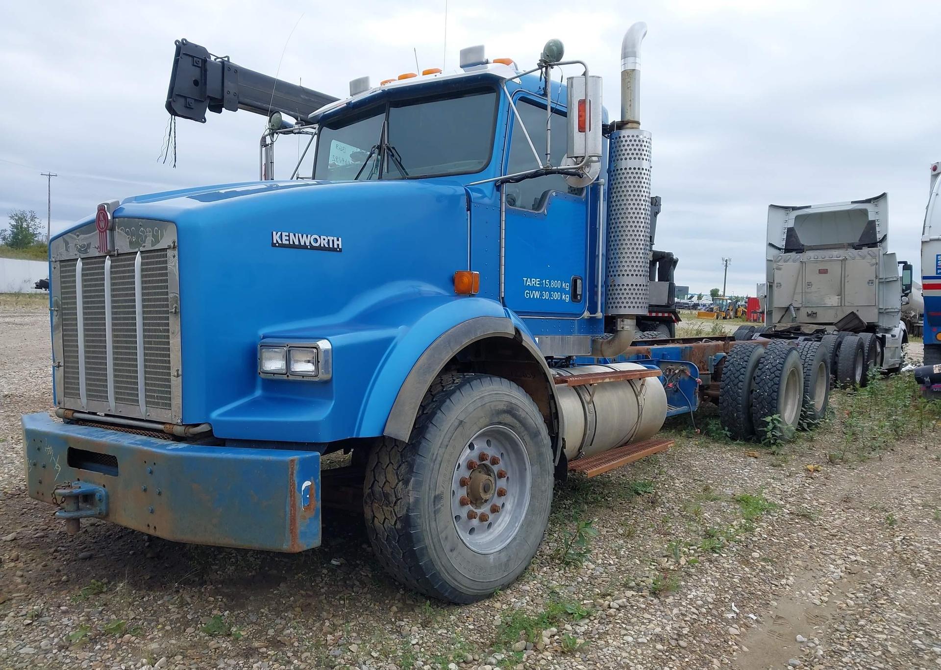 2003 KENWORTH CONSTRUCTION T800