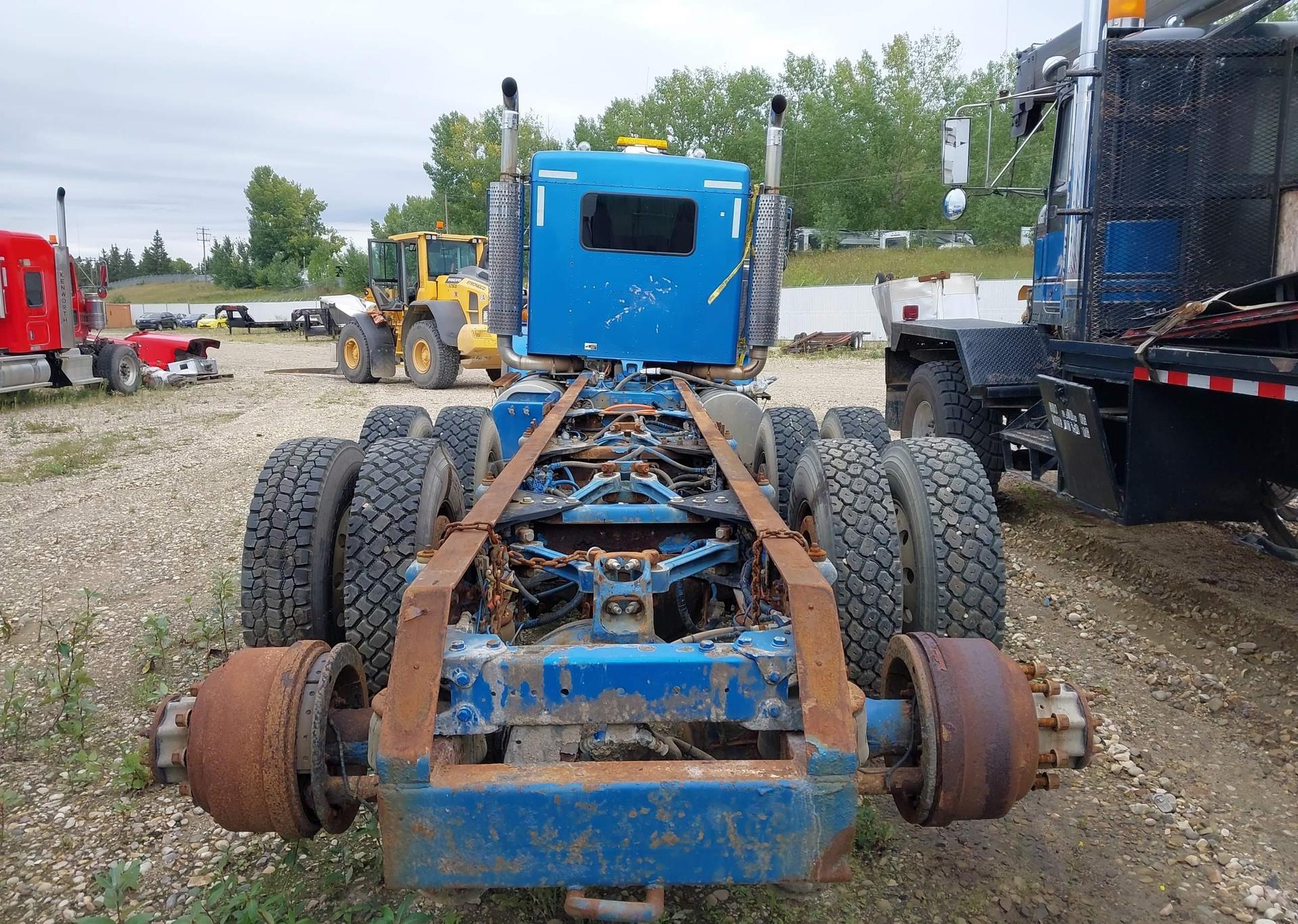 2003 KENWORTH CONSTRUCTION T800