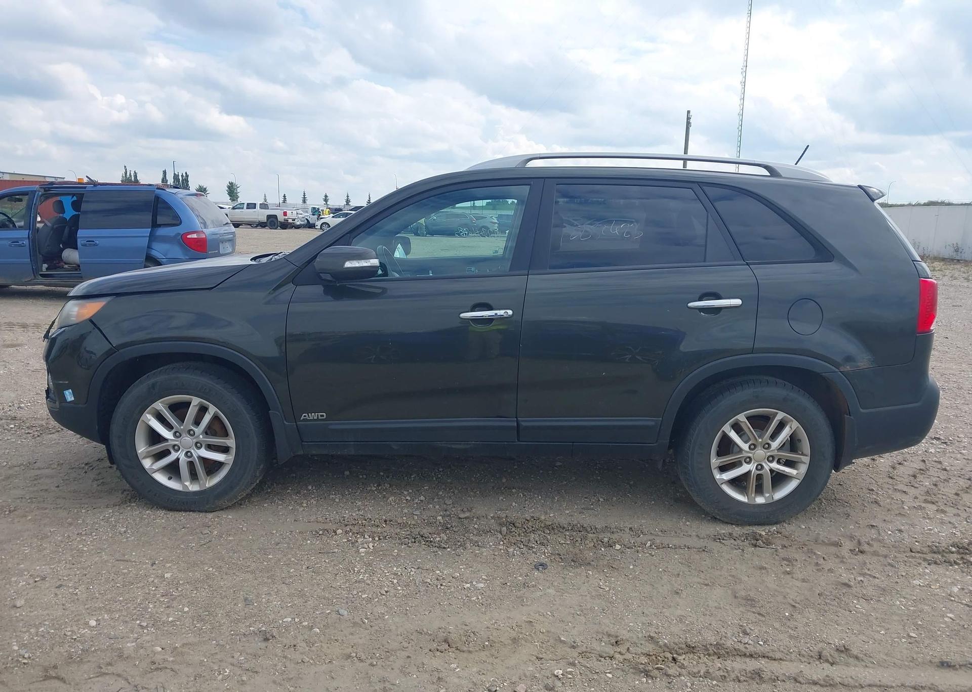 2011 KIA SORENTO EX