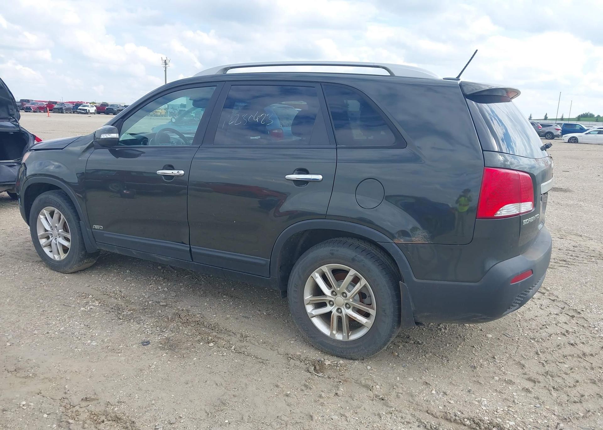 2011 KIA SORENTO EX