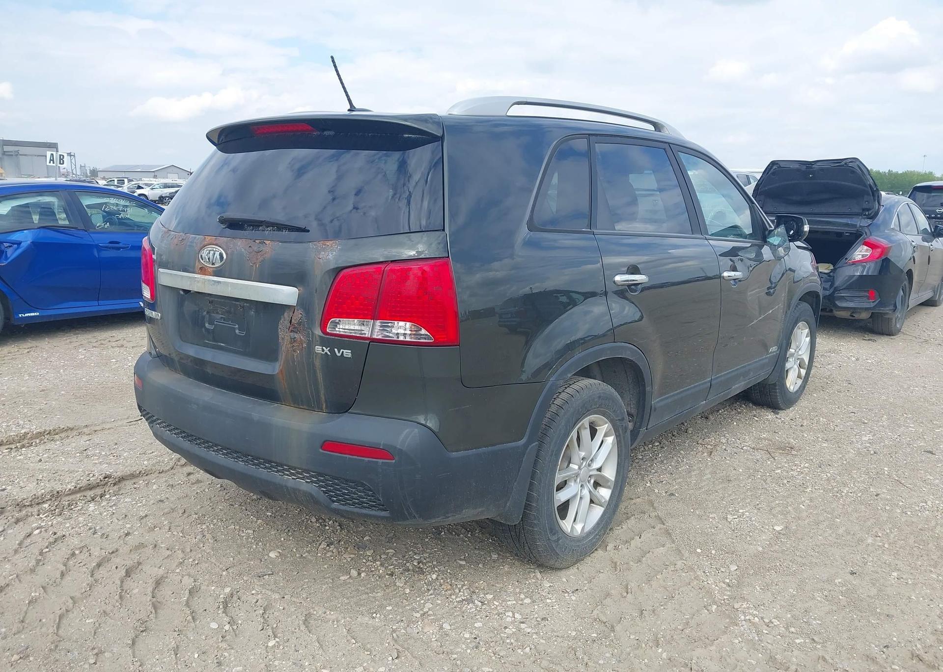 2011 KIA SORENTO EX