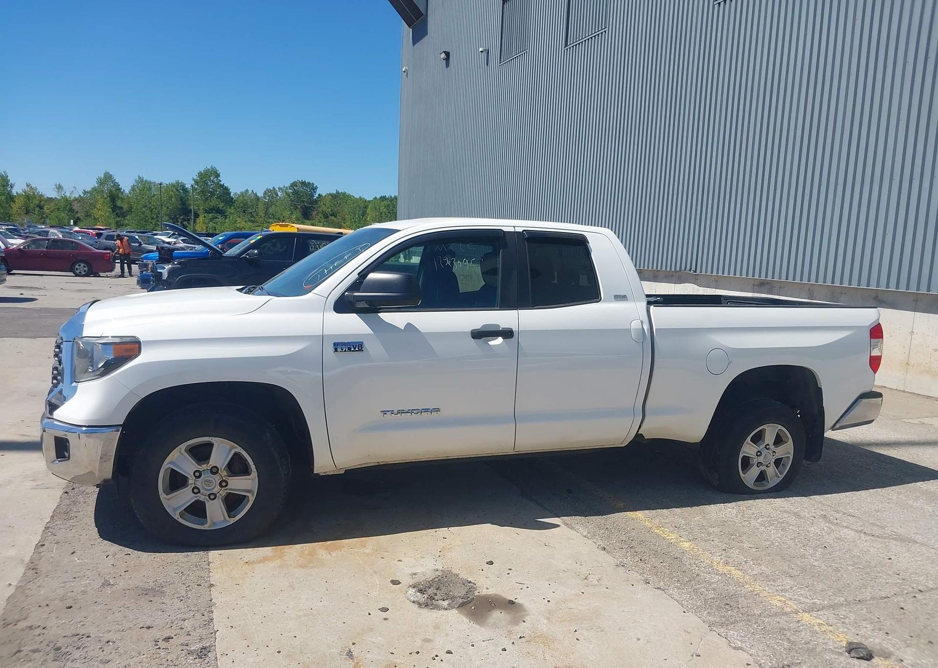 2019 TOYOTA TUNDRA DOUBLE CAB SR