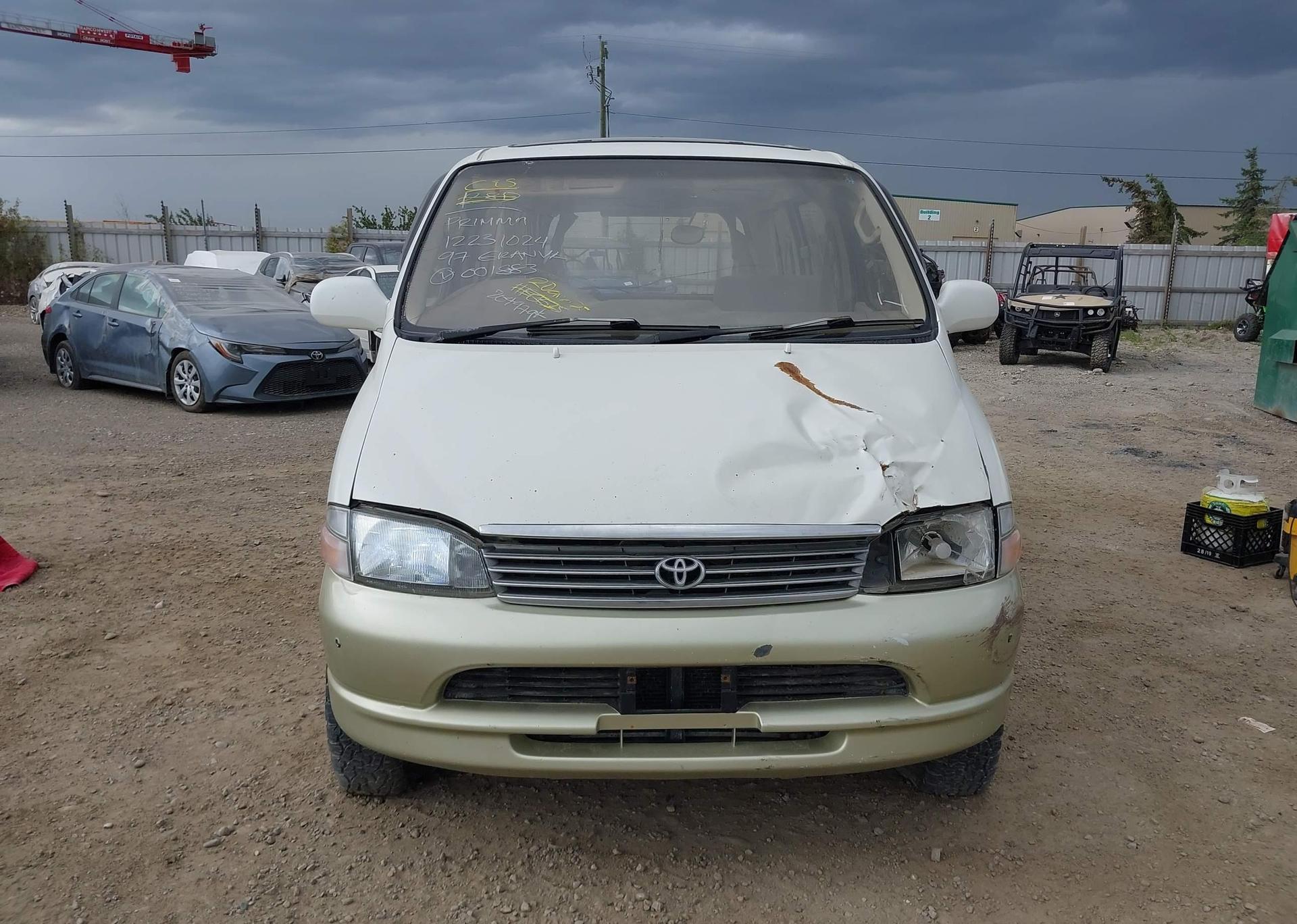 1997 TOYOTA GRANVIA