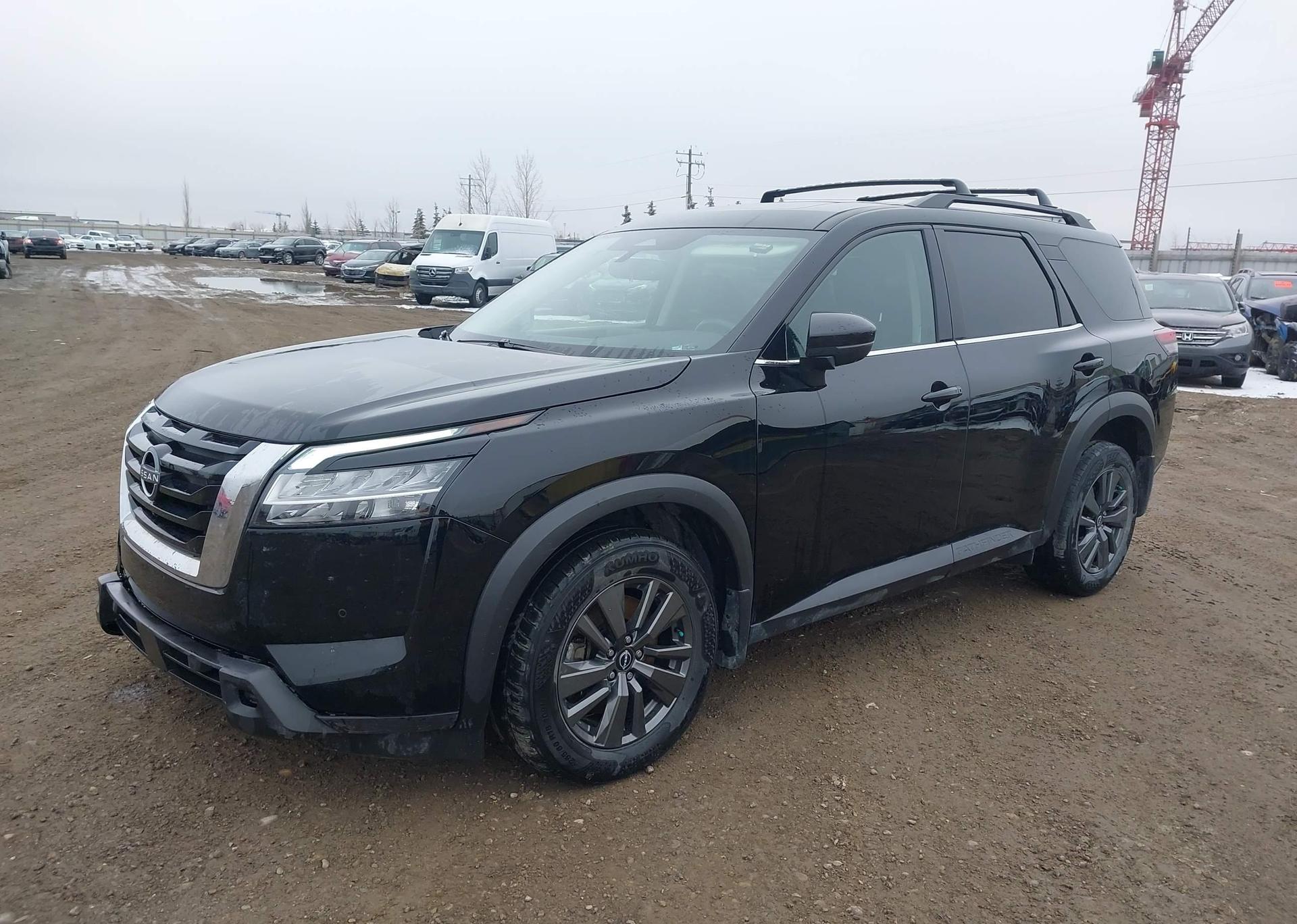 2022 NISSAN PATHFINDER SV