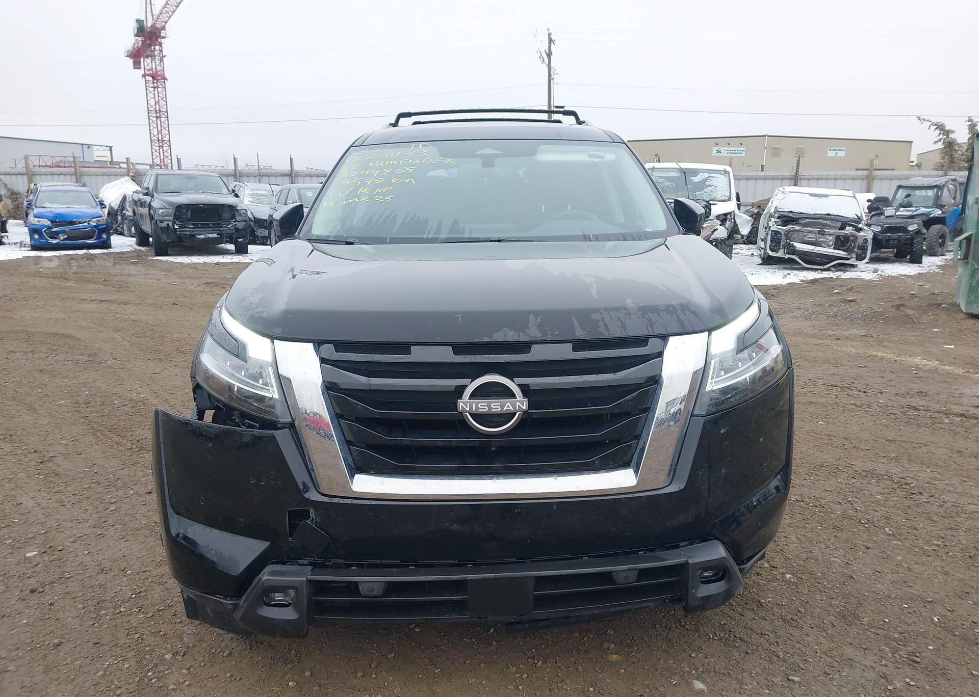2022 NISSAN PATHFINDER SV