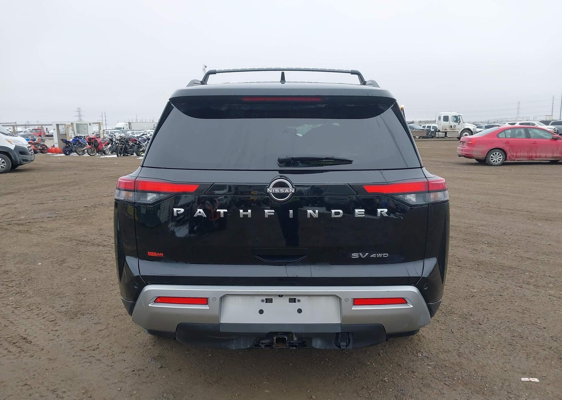 2022 NISSAN PATHFINDER SV