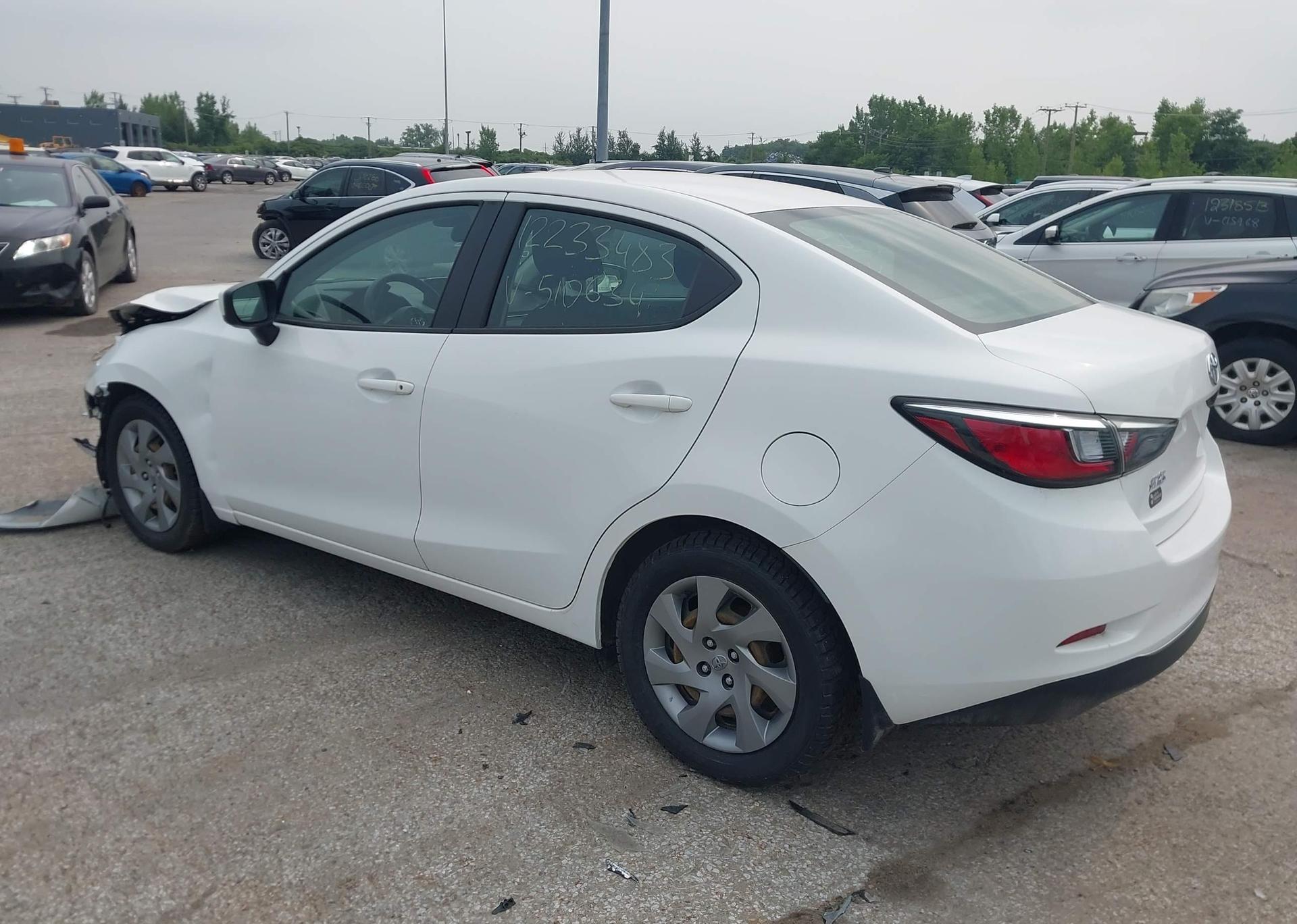 2019 TOYOTA YARIS