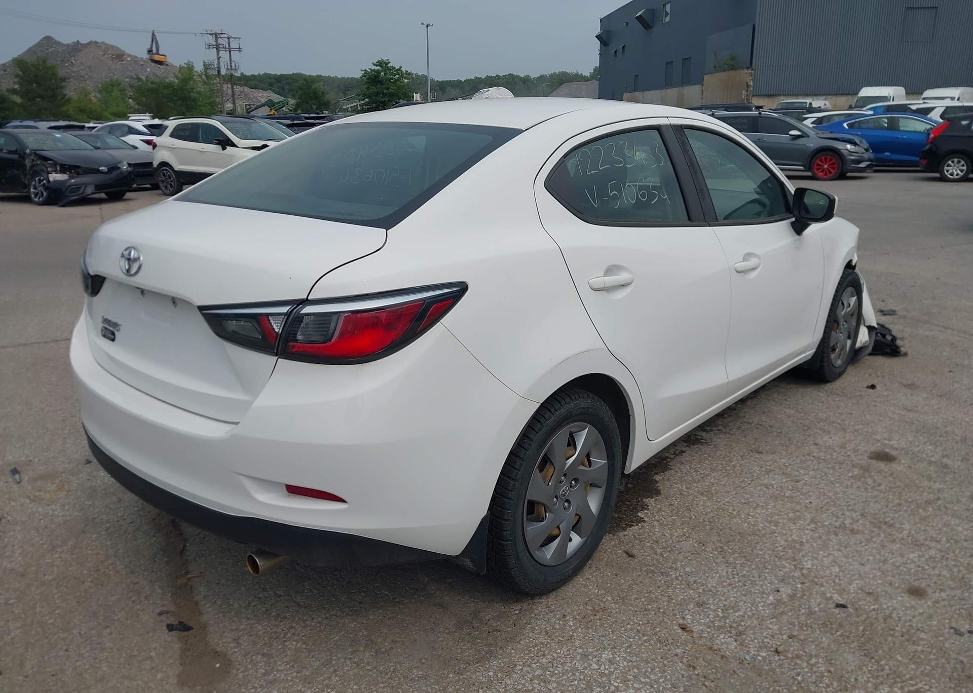2019 TOYOTA YARIS