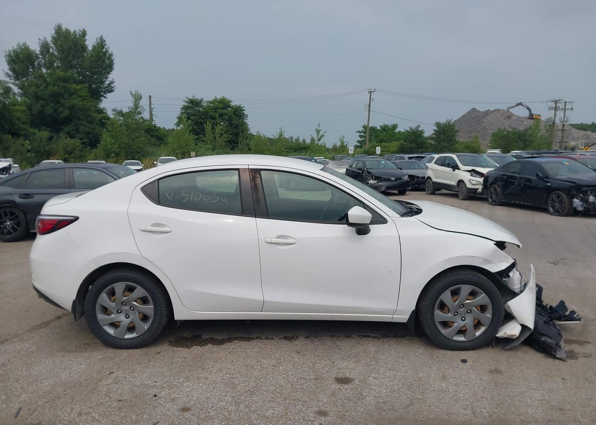 2019 TOYOTA YARIS
