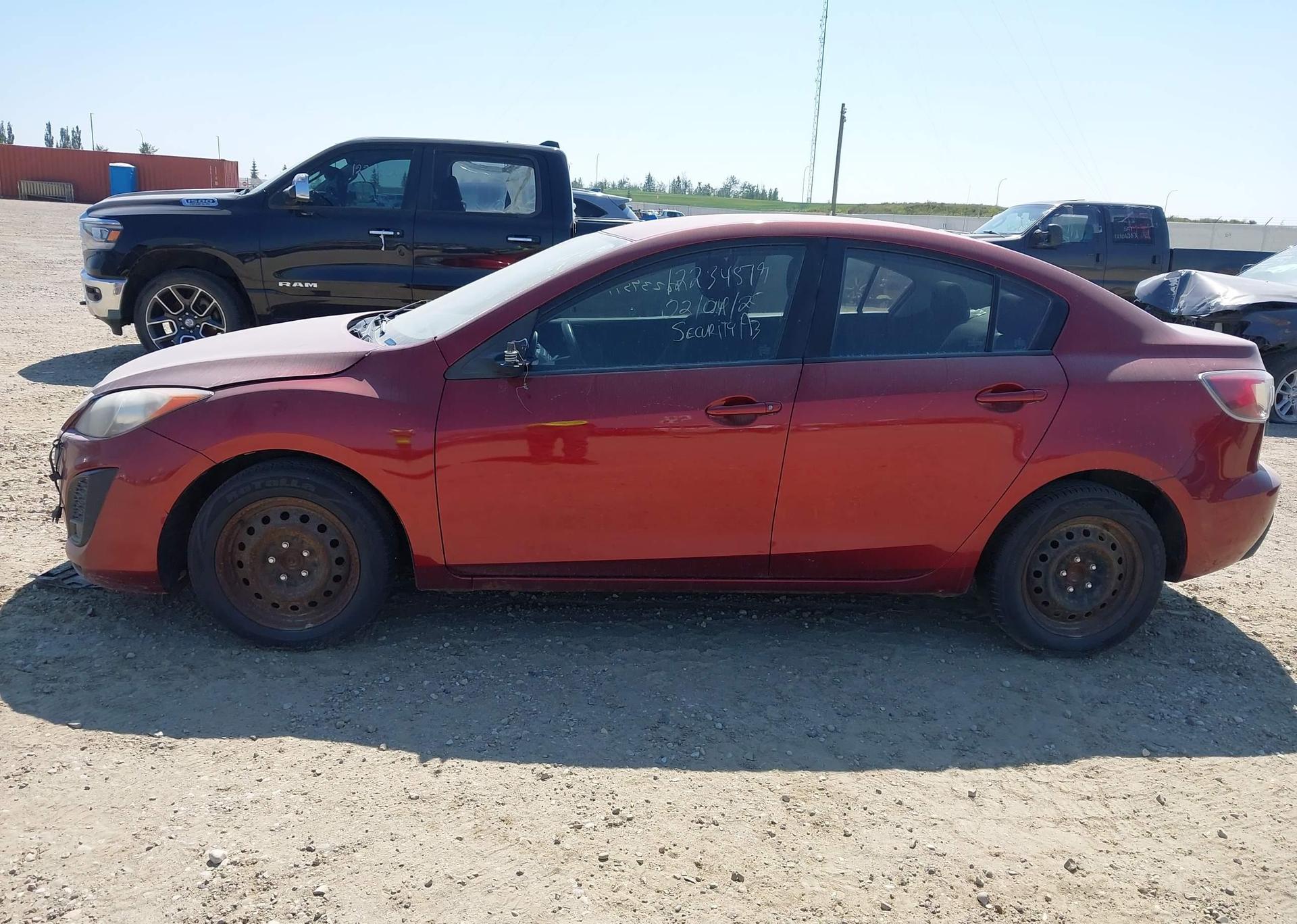 2011 MAZDA 3 I