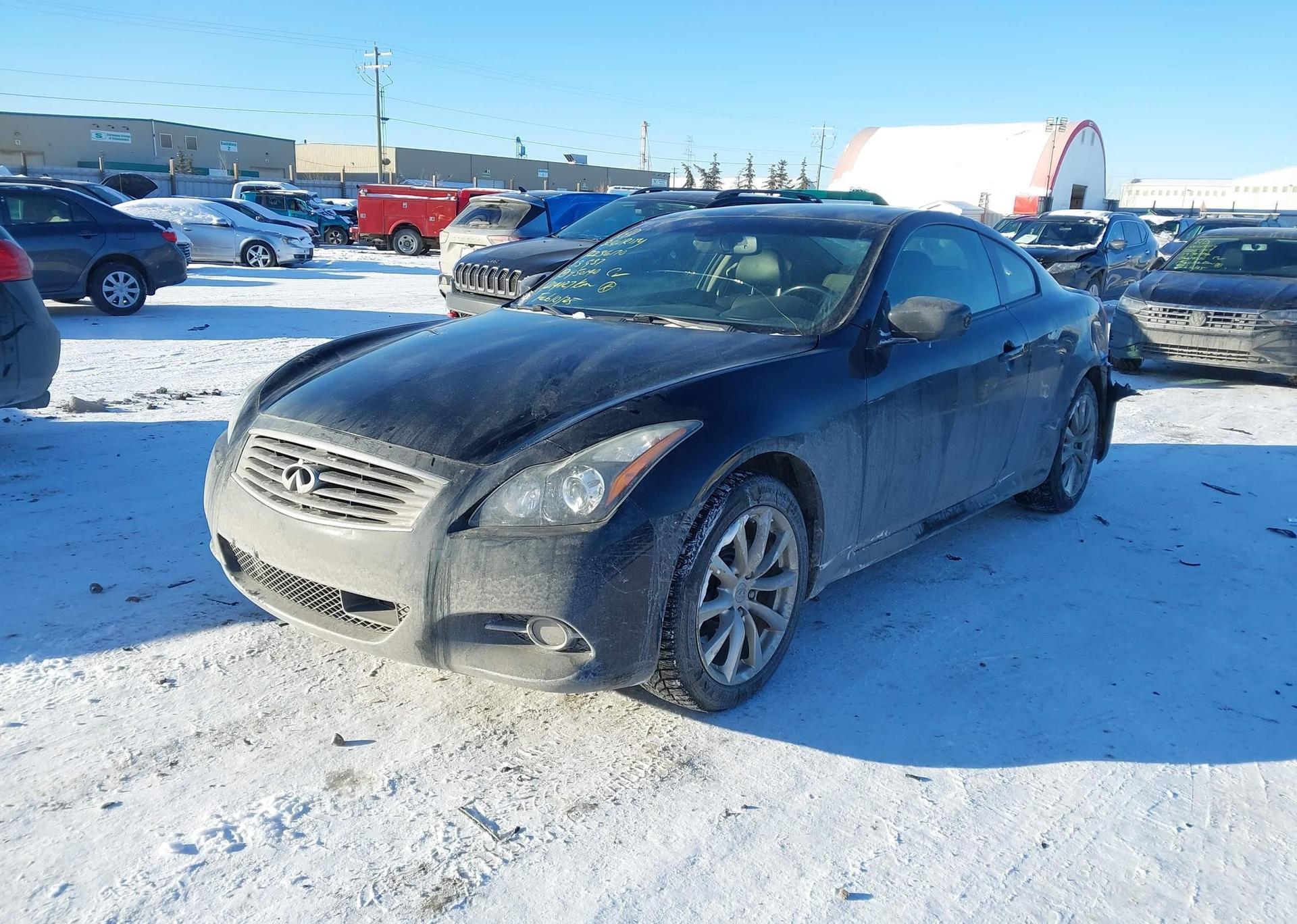 2013 INFINITI G37