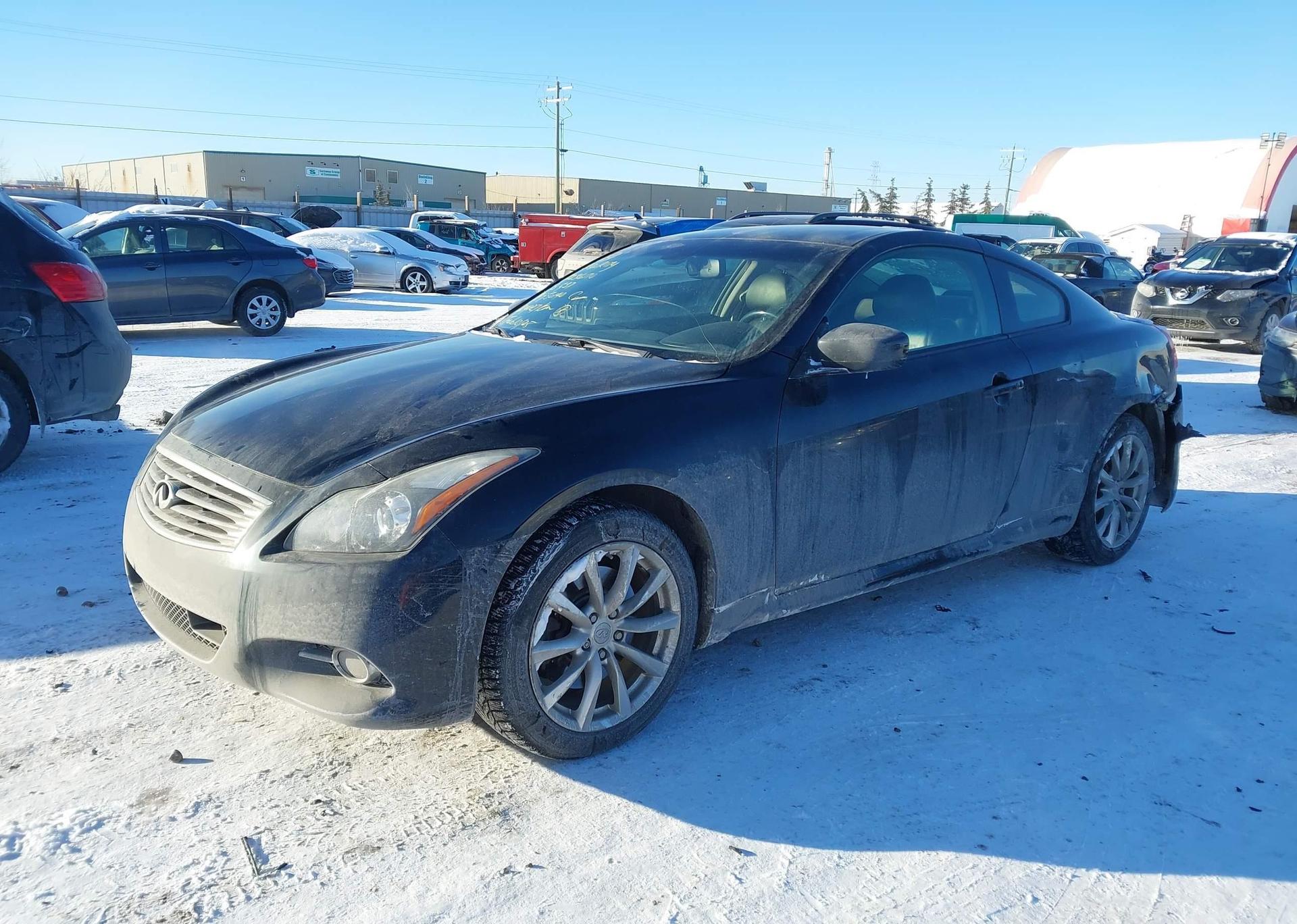 2013 INFINITI G37