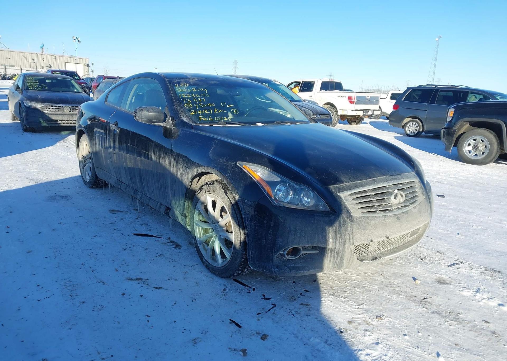 2013 INFINITI G37