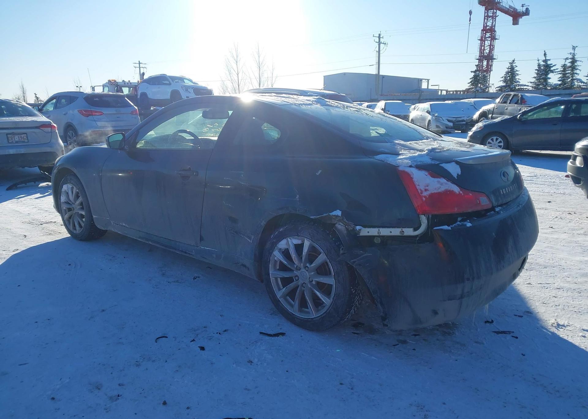 2013 INFINITI G37