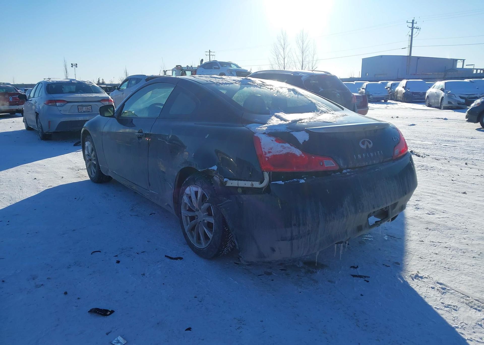2013 INFINITI G37