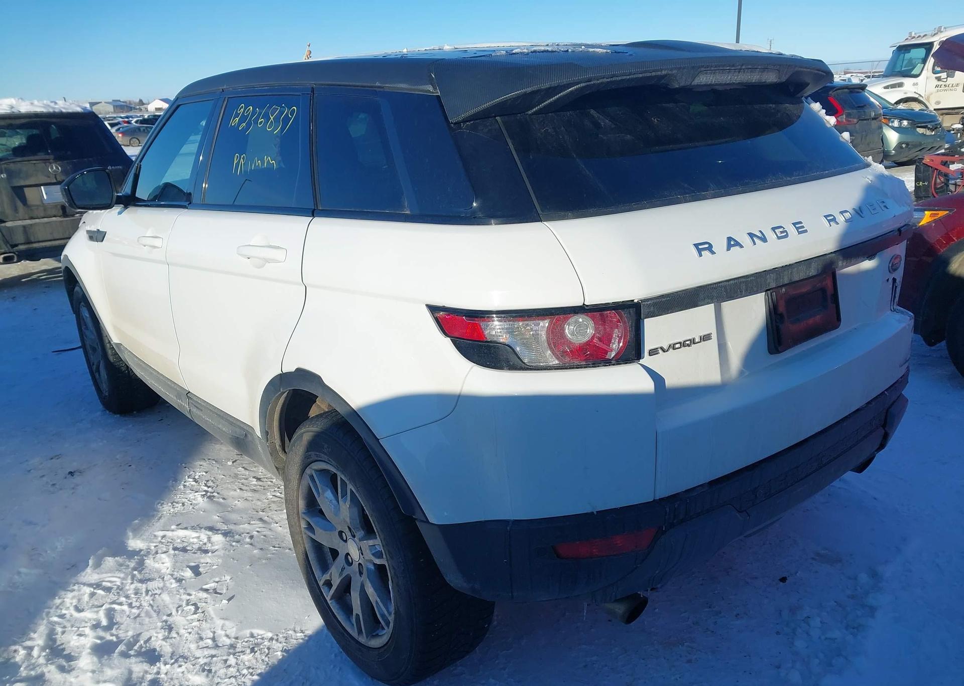 2015 LAND ROVER RANGE ROVER EVOQUE PURE PREMIUM