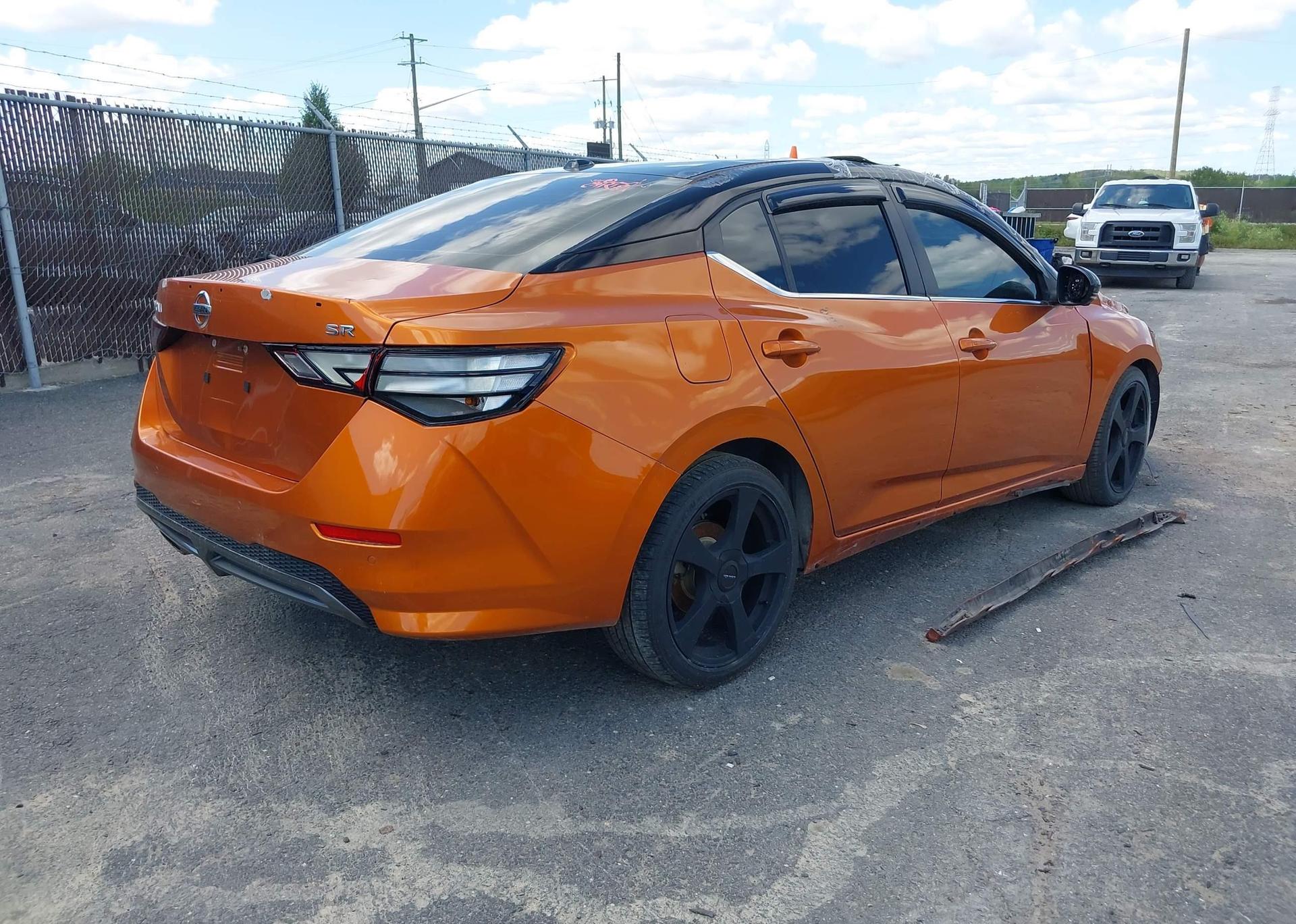 2022 NISSAN SENTRA