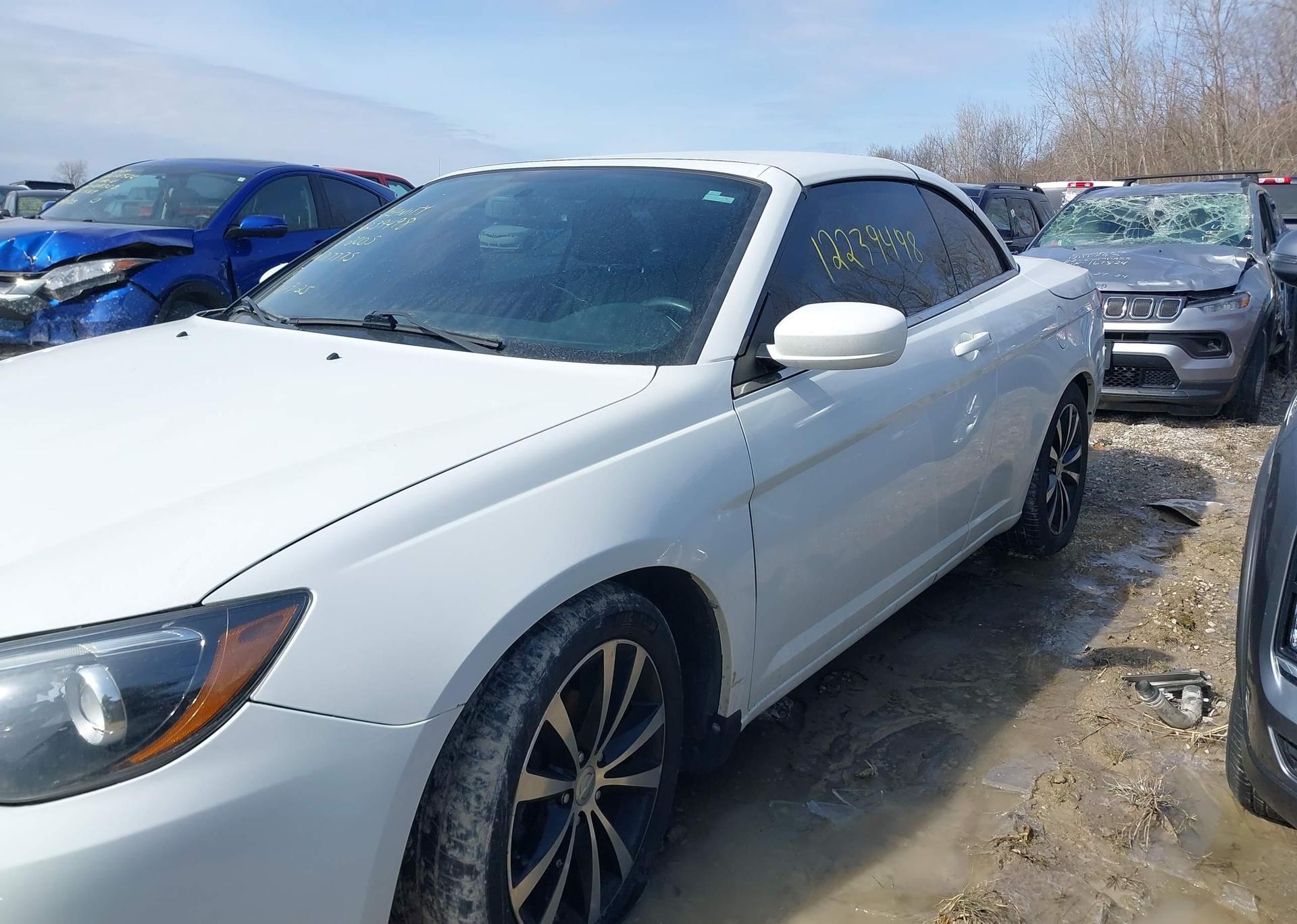 2013 CHRYSLER 200 S