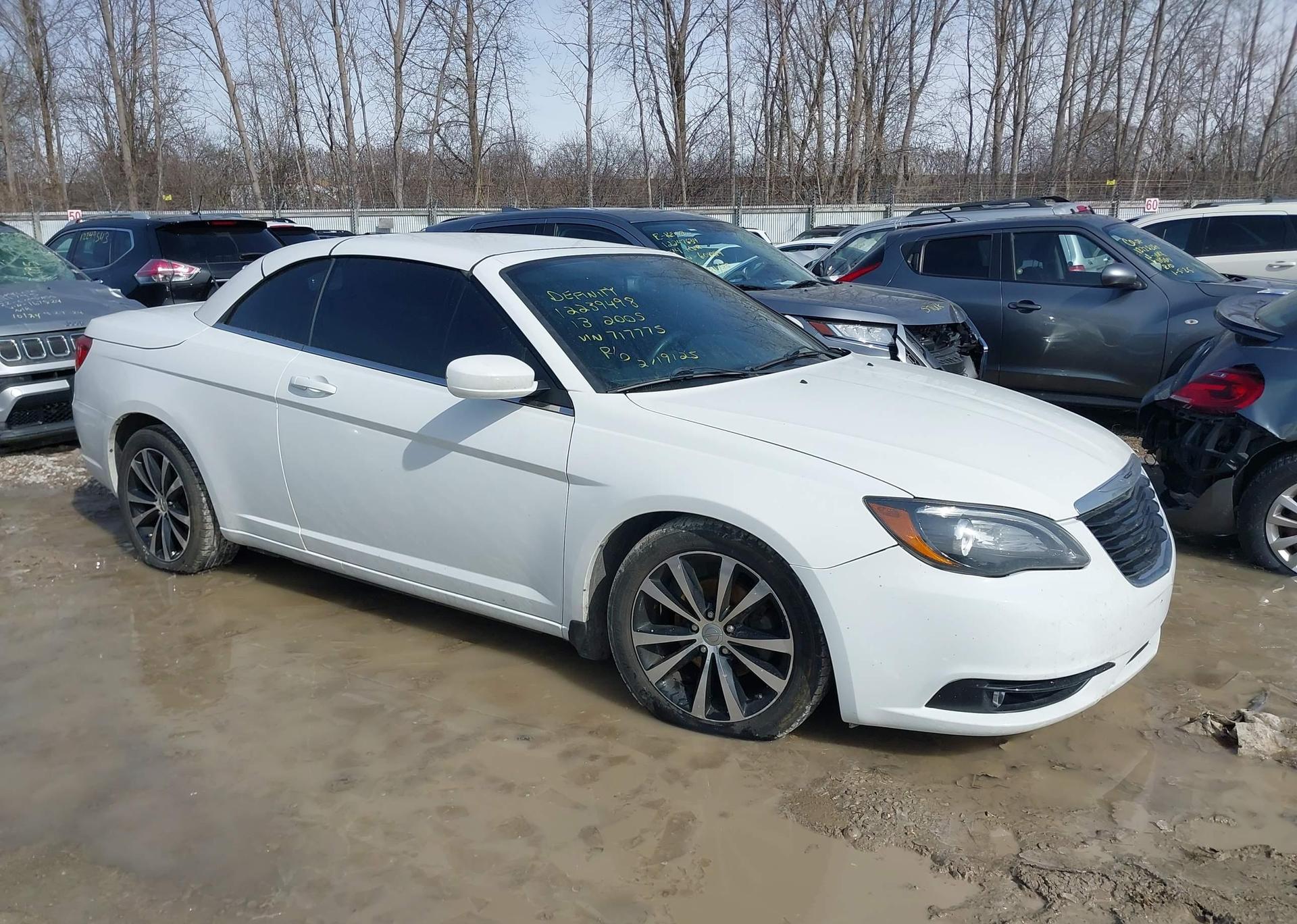 2013 CHRYSLER 200 S