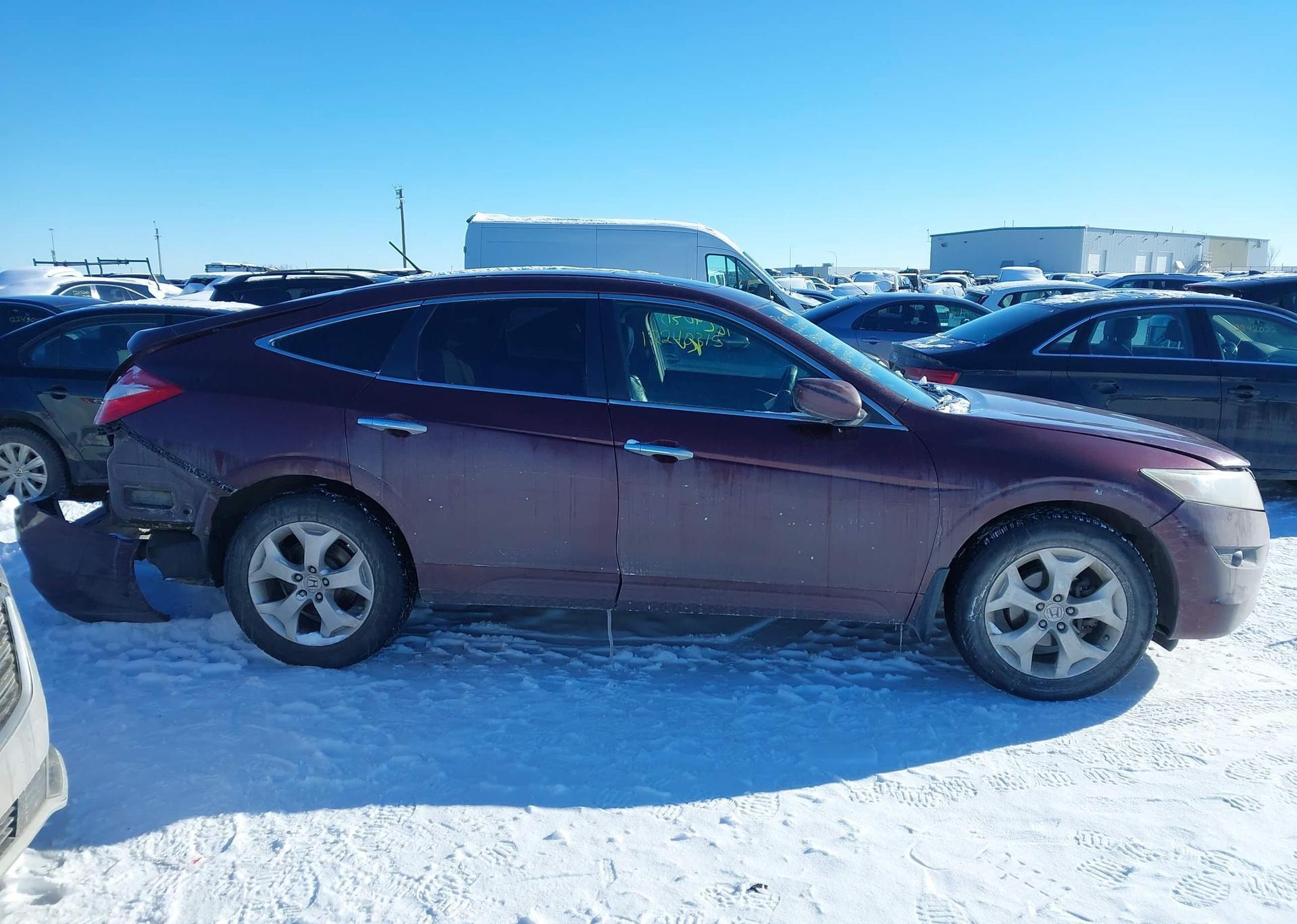 2012 HONDA CROSSTOUR
