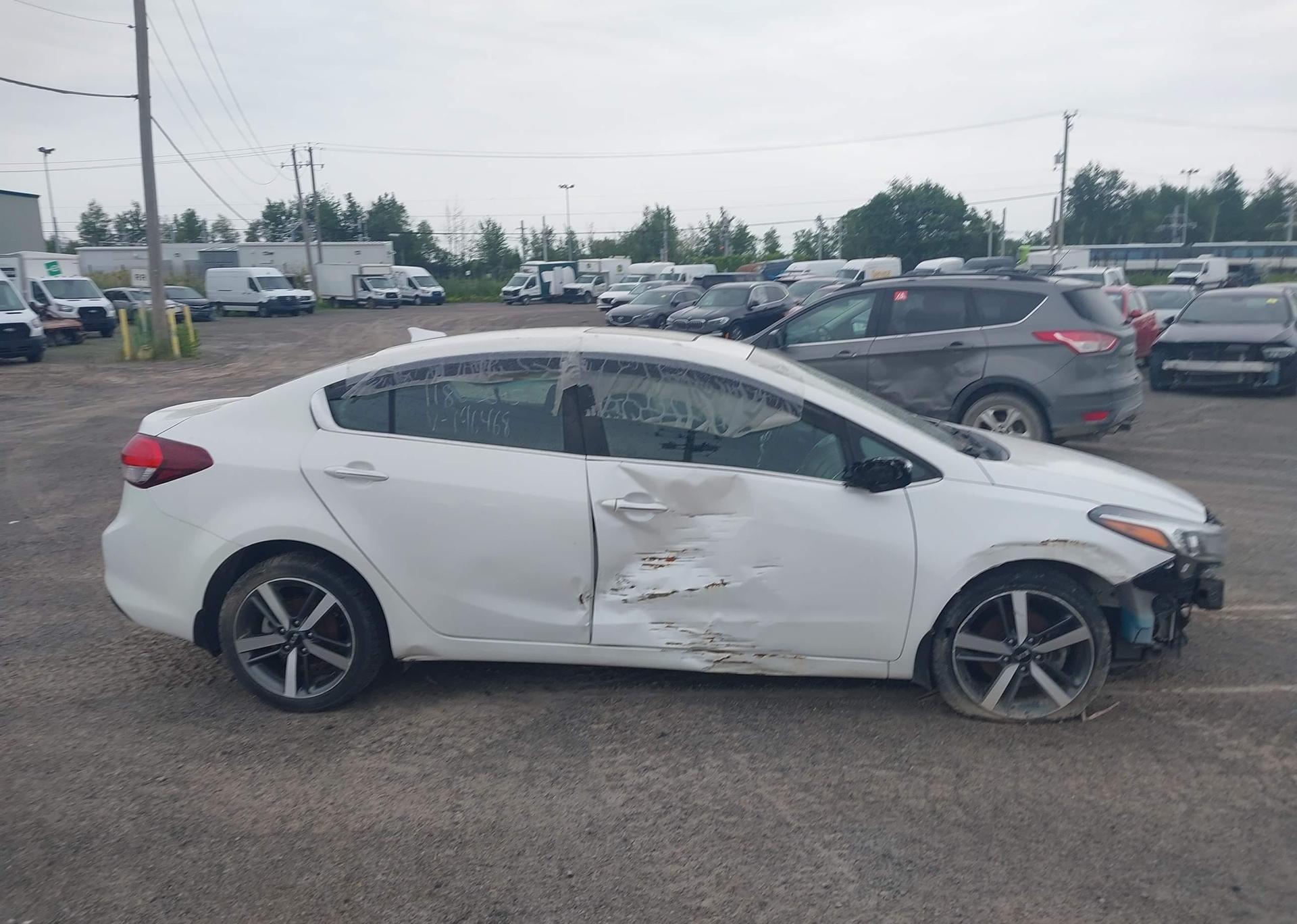 2017 KIA FORTE EX