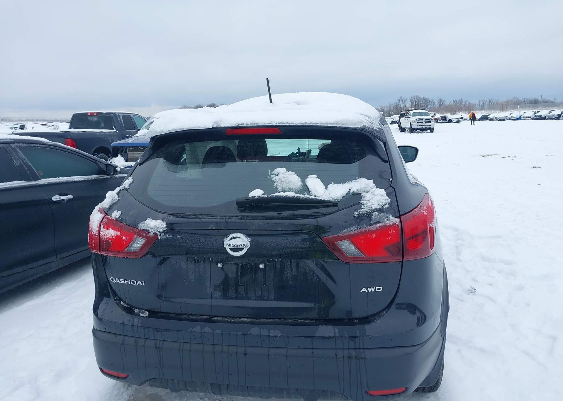 2019 NISSAN QASHQAI S