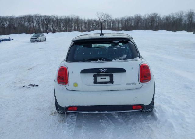2024 MINI SE 3 DOOR COOPER