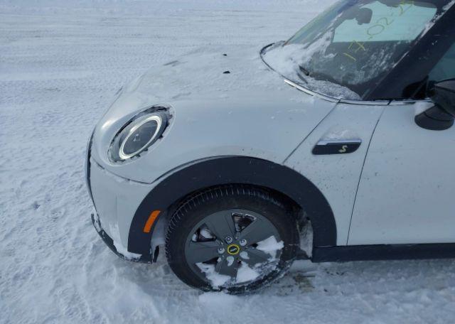 2024 MINI SE 3 DOOR COOPER