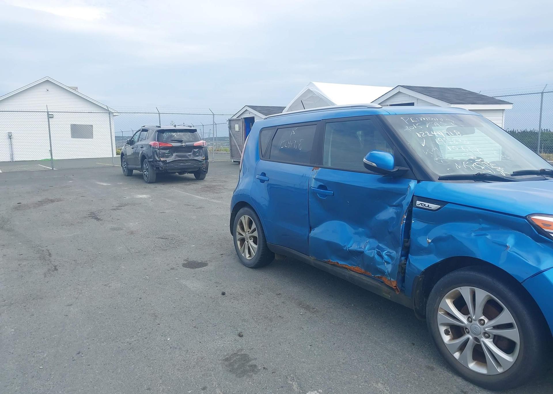 2015 KIA SOUL +
