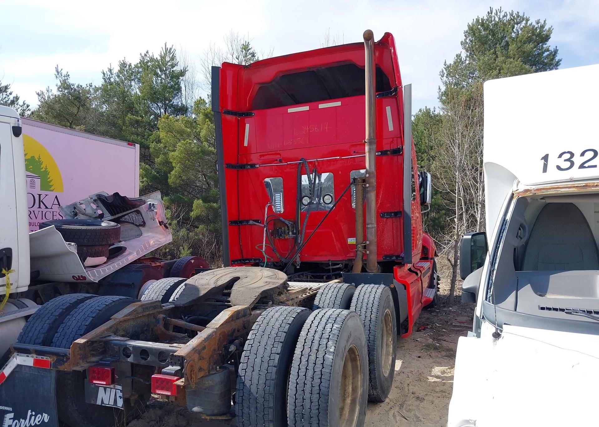 2017 INTERNATIONAL PROSTAR+