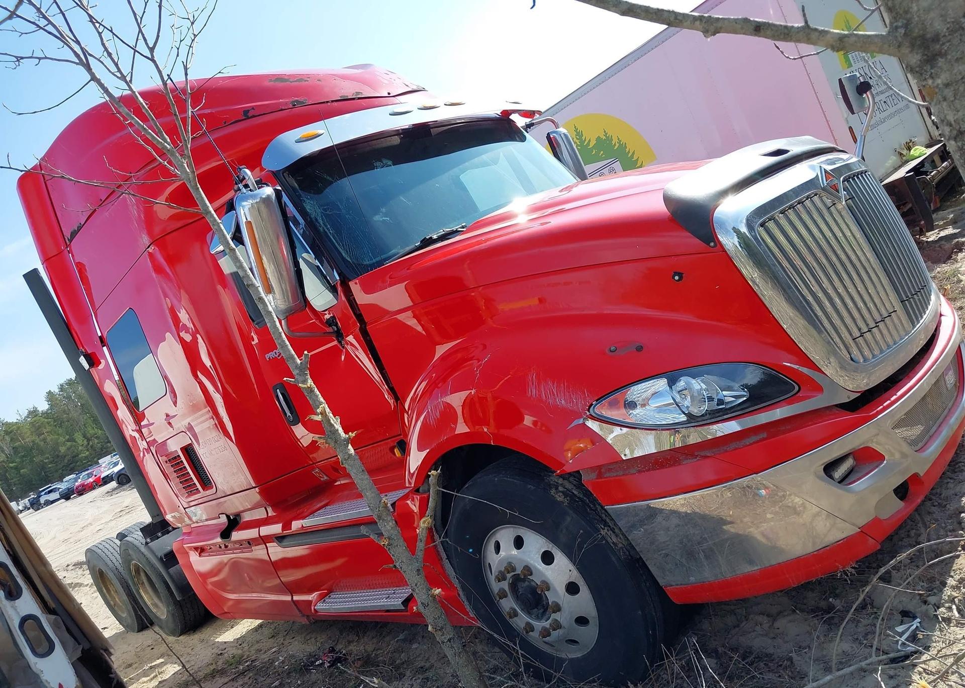 2017 INTERNATIONAL PROSTAR+