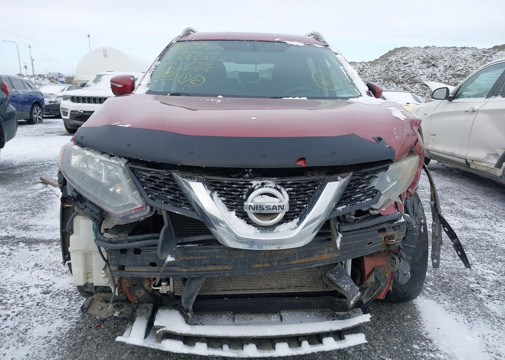 2015 NISSAN ROGUE