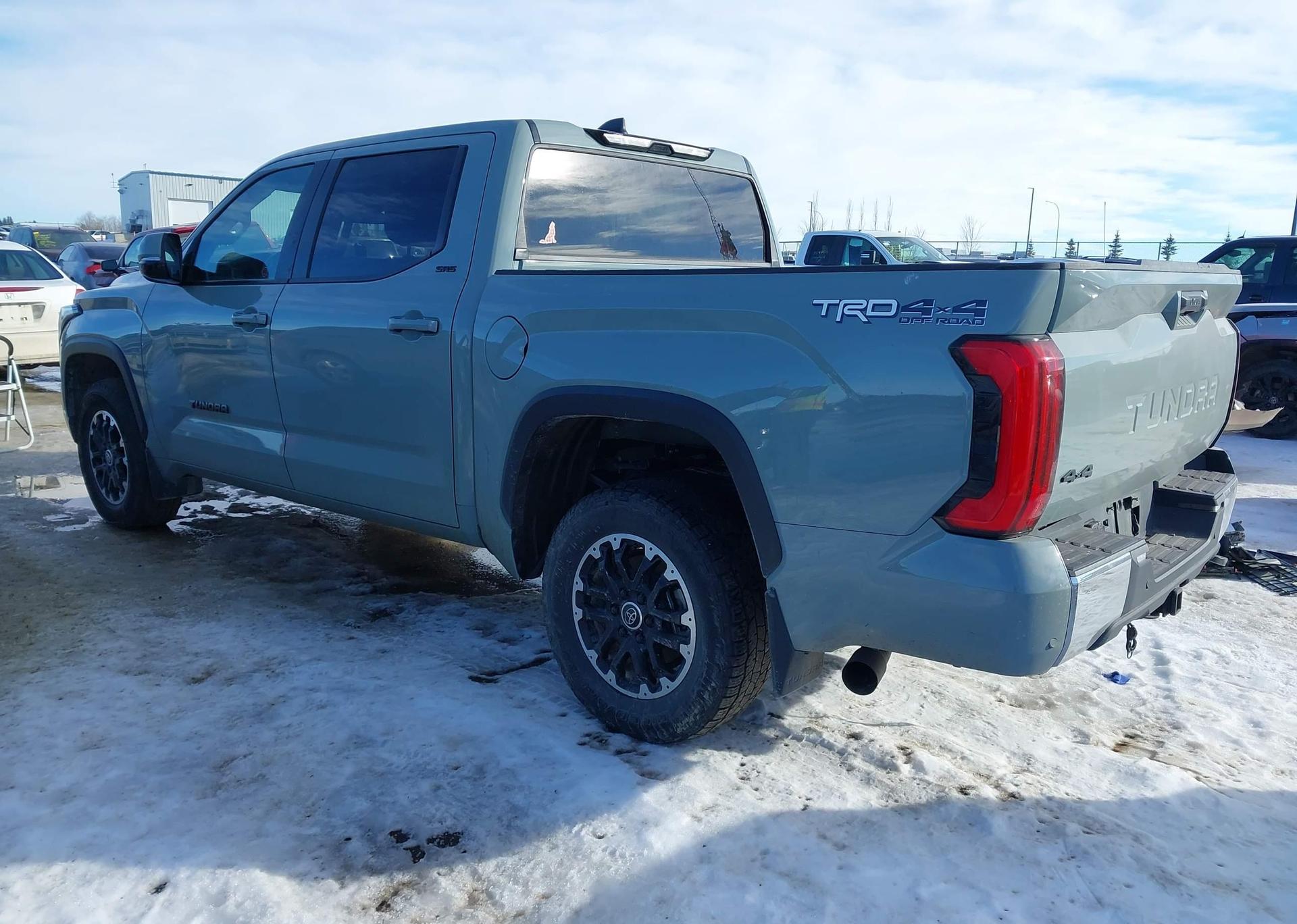 2024 TOYOTA TUNDRA CREWMAX SR