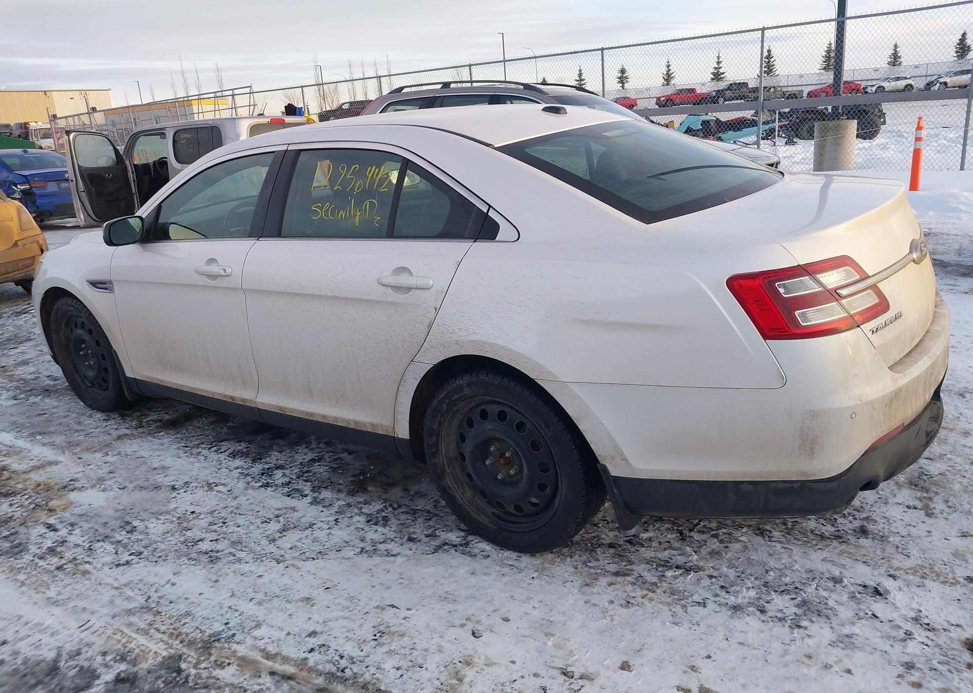2013 FORD TAURUS LIMITED