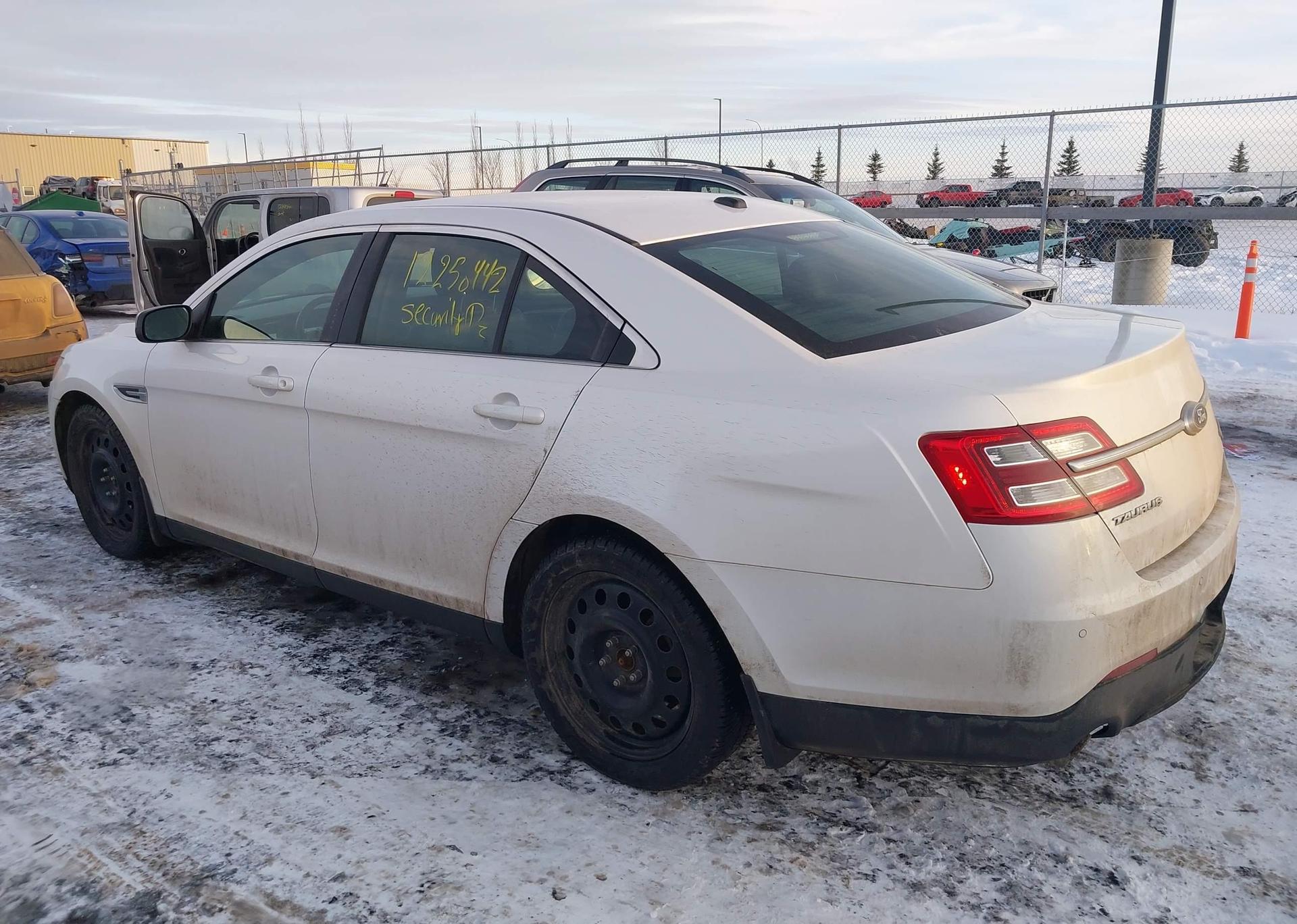 2013 FORD TAURUS LIMITED