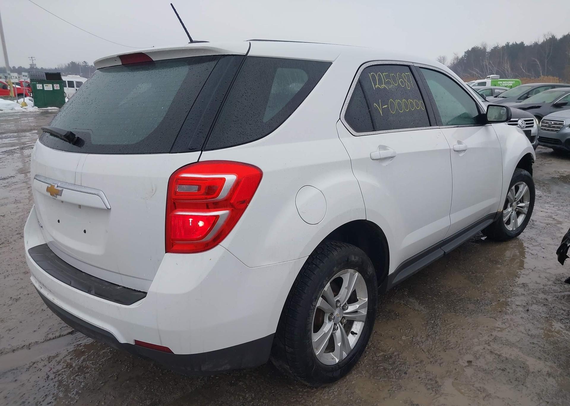 2017 CHEVROLET EQUINOX LS