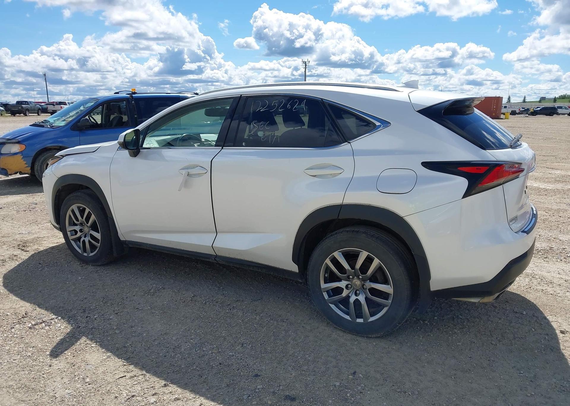 2015 LEXUS NX 200T