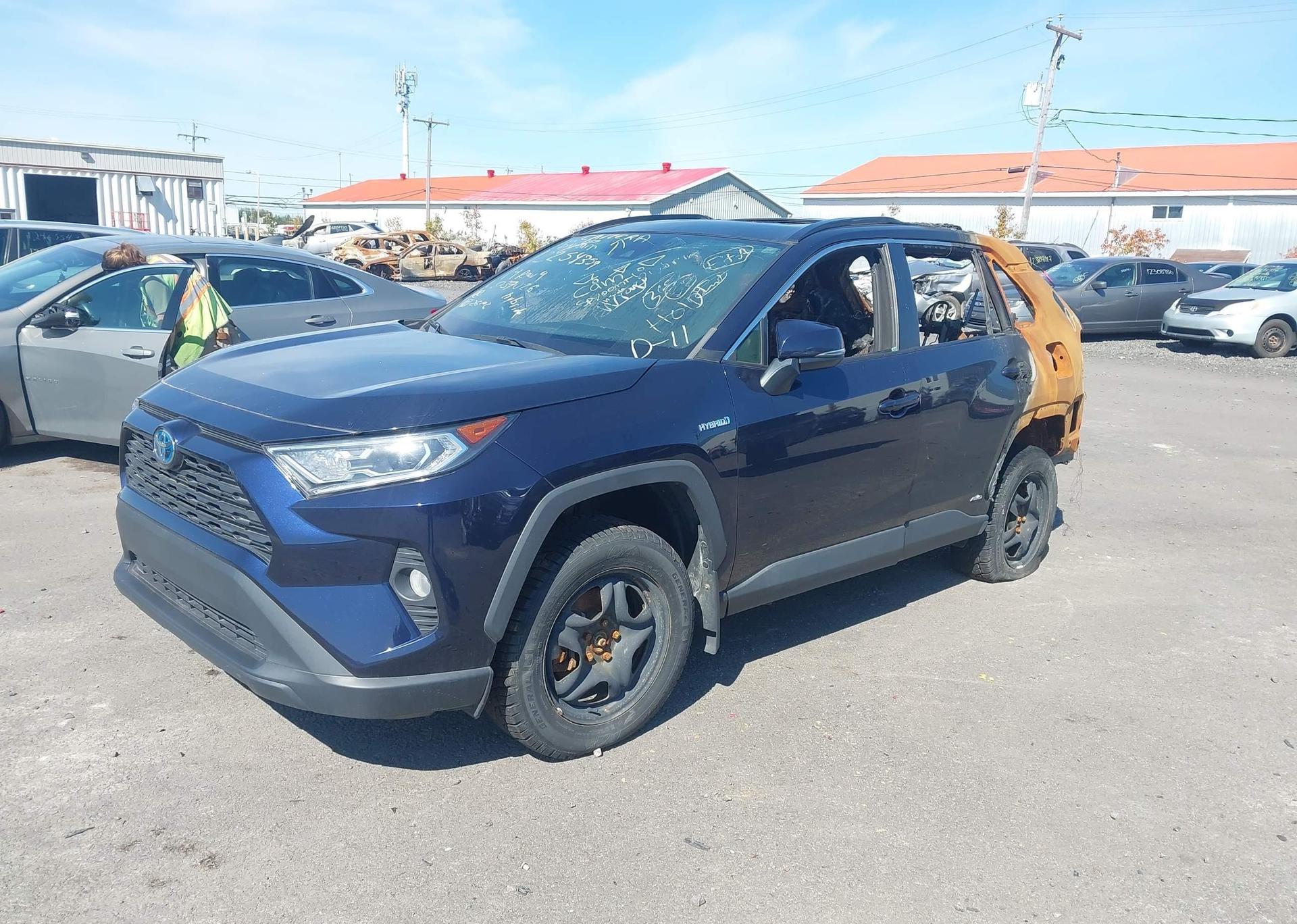 2019 TOYOTA RAV4