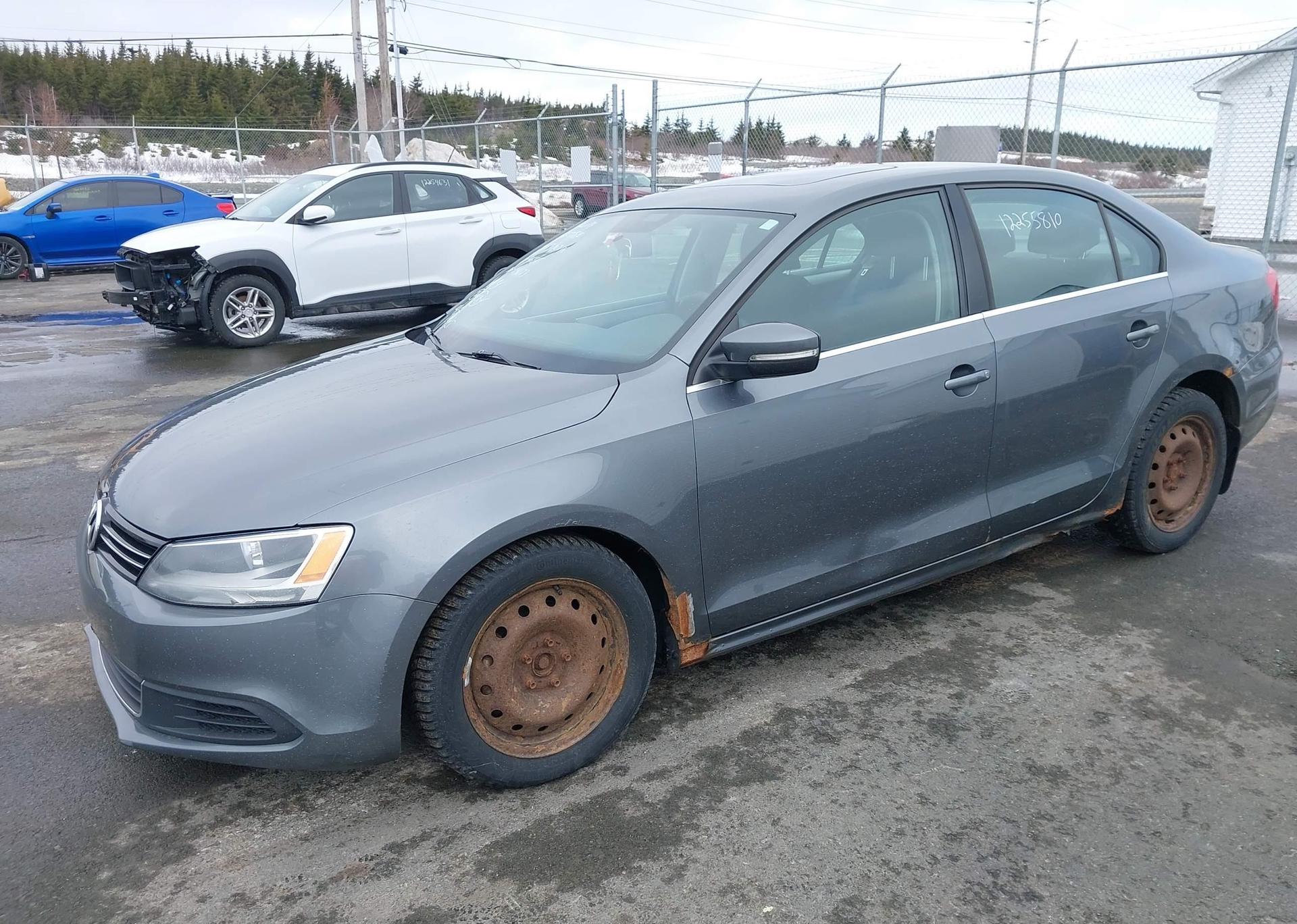 2013 VOLKSWAGEN JETTA SE