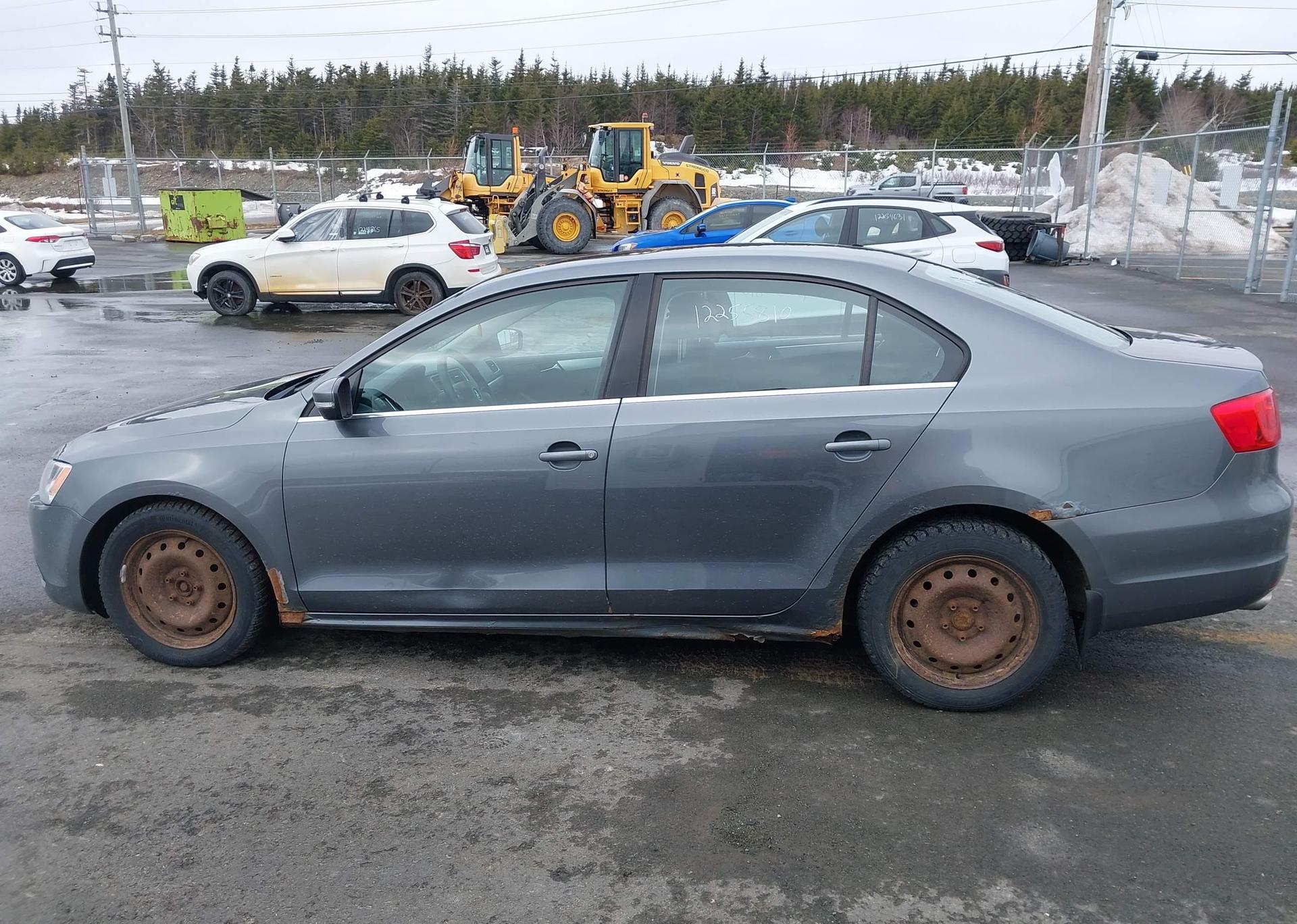 2013 VOLKSWAGEN JETTA SE