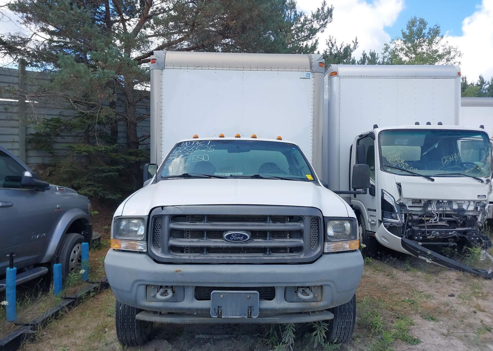 2003 FORD F-550 XL