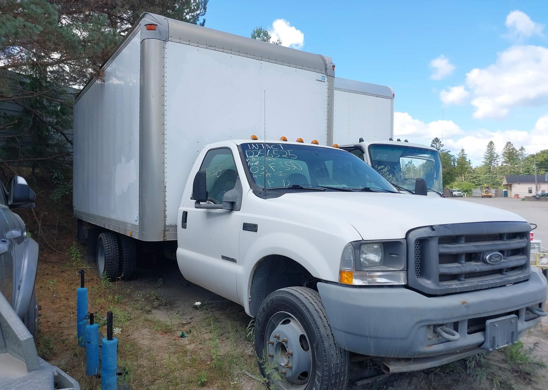 2003 FORD F-550 XL