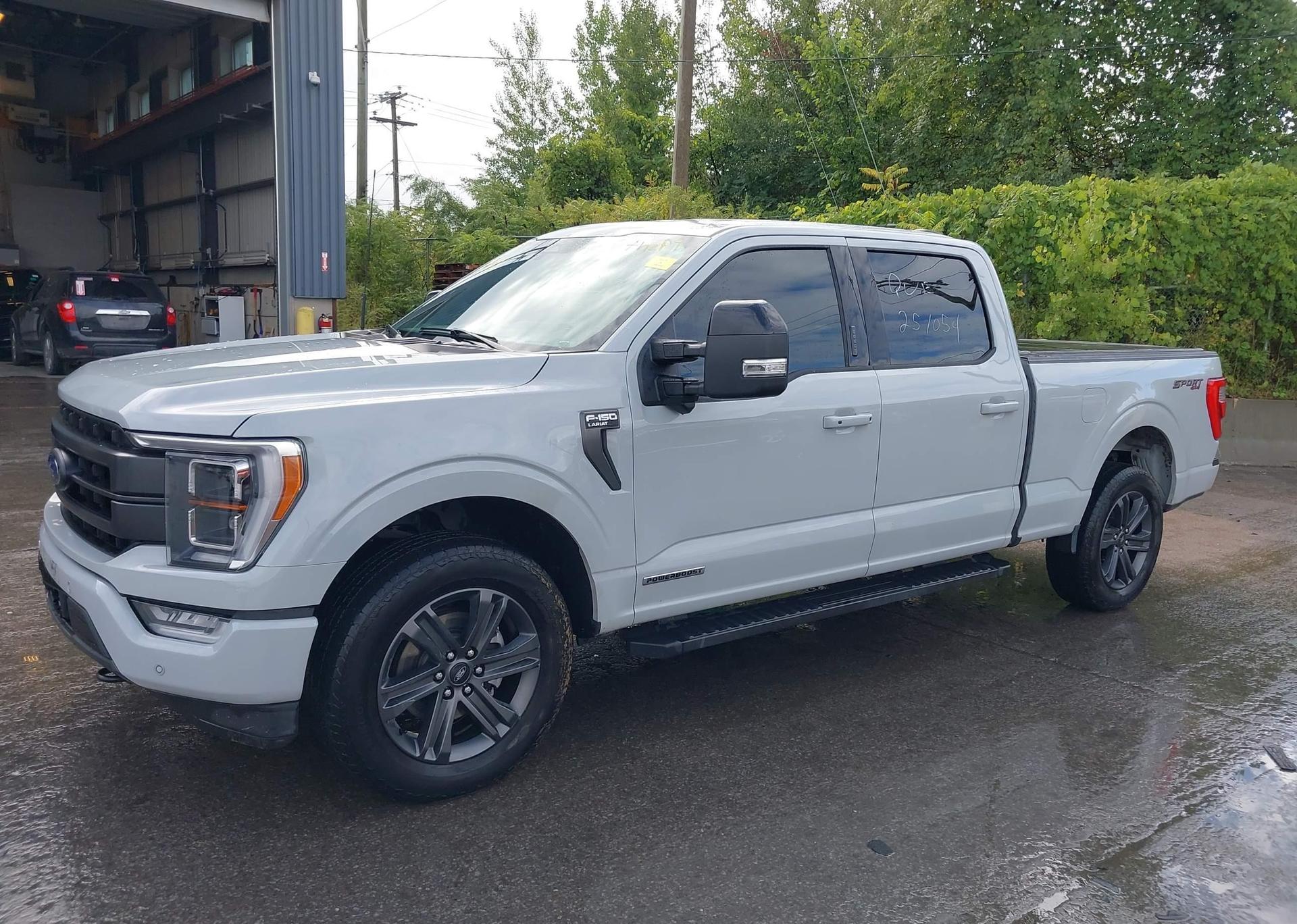 2023 FORD F-150 LARIAT