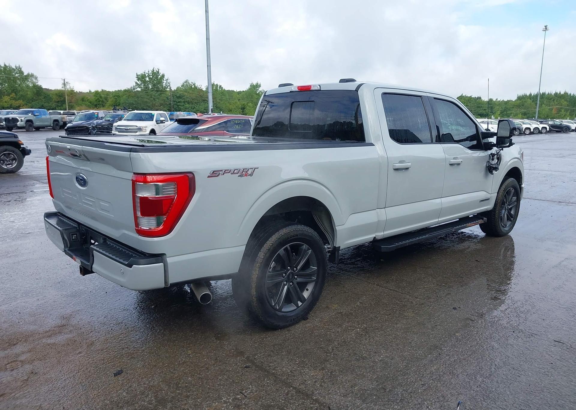 2023 FORD F-150 LARIAT